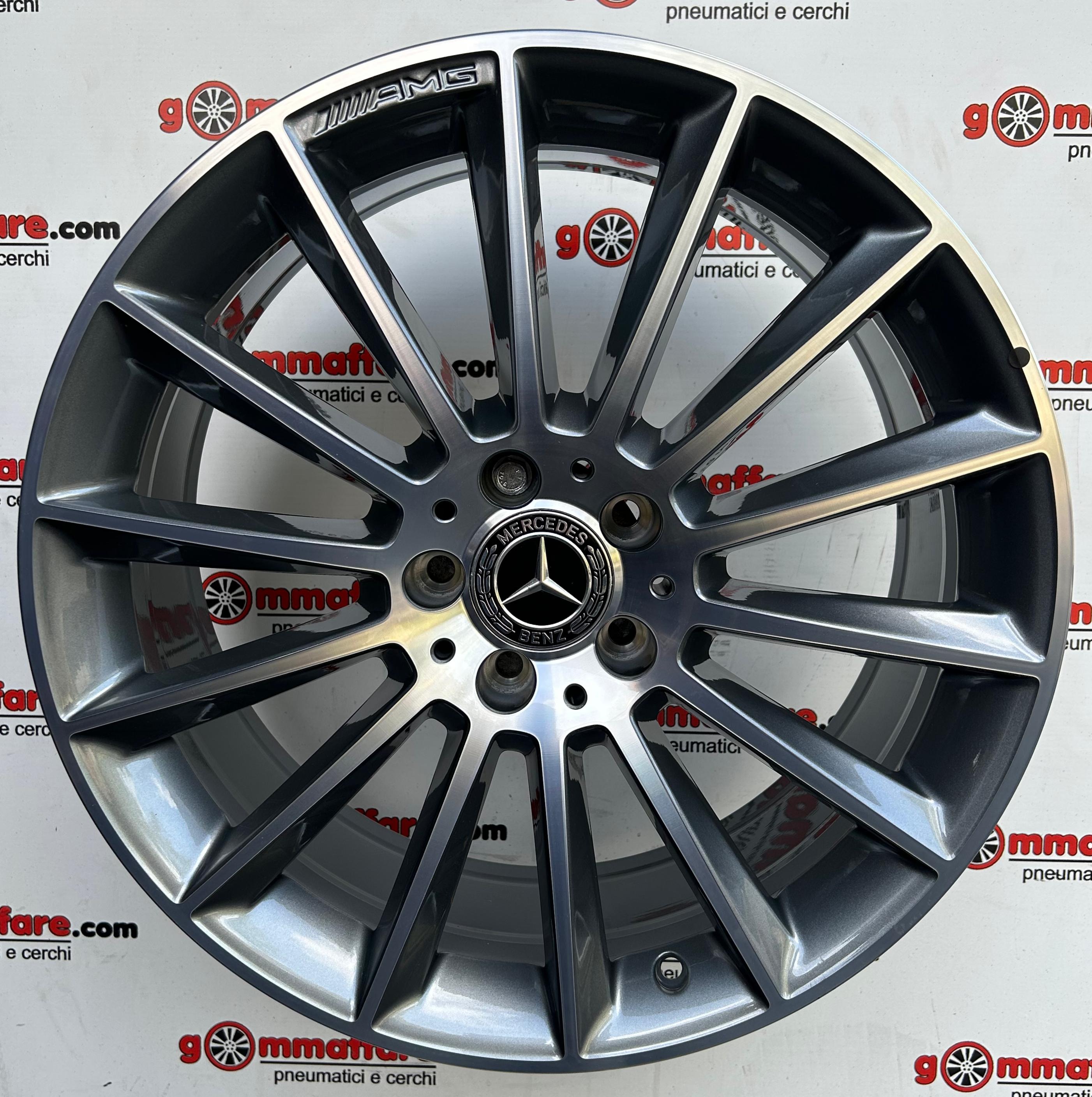 Mercedes Benz CLASSE A W177 CLA GLA GLA AMG - A1564012800