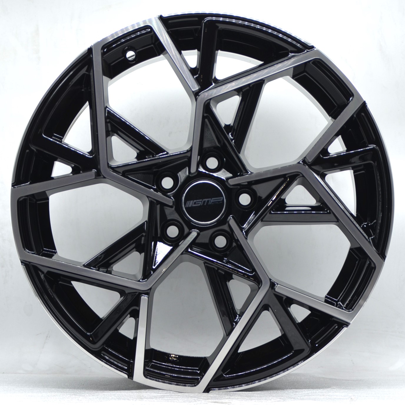 Gmp CARTESIO - RENAULT KIA HYUNDAI 18"