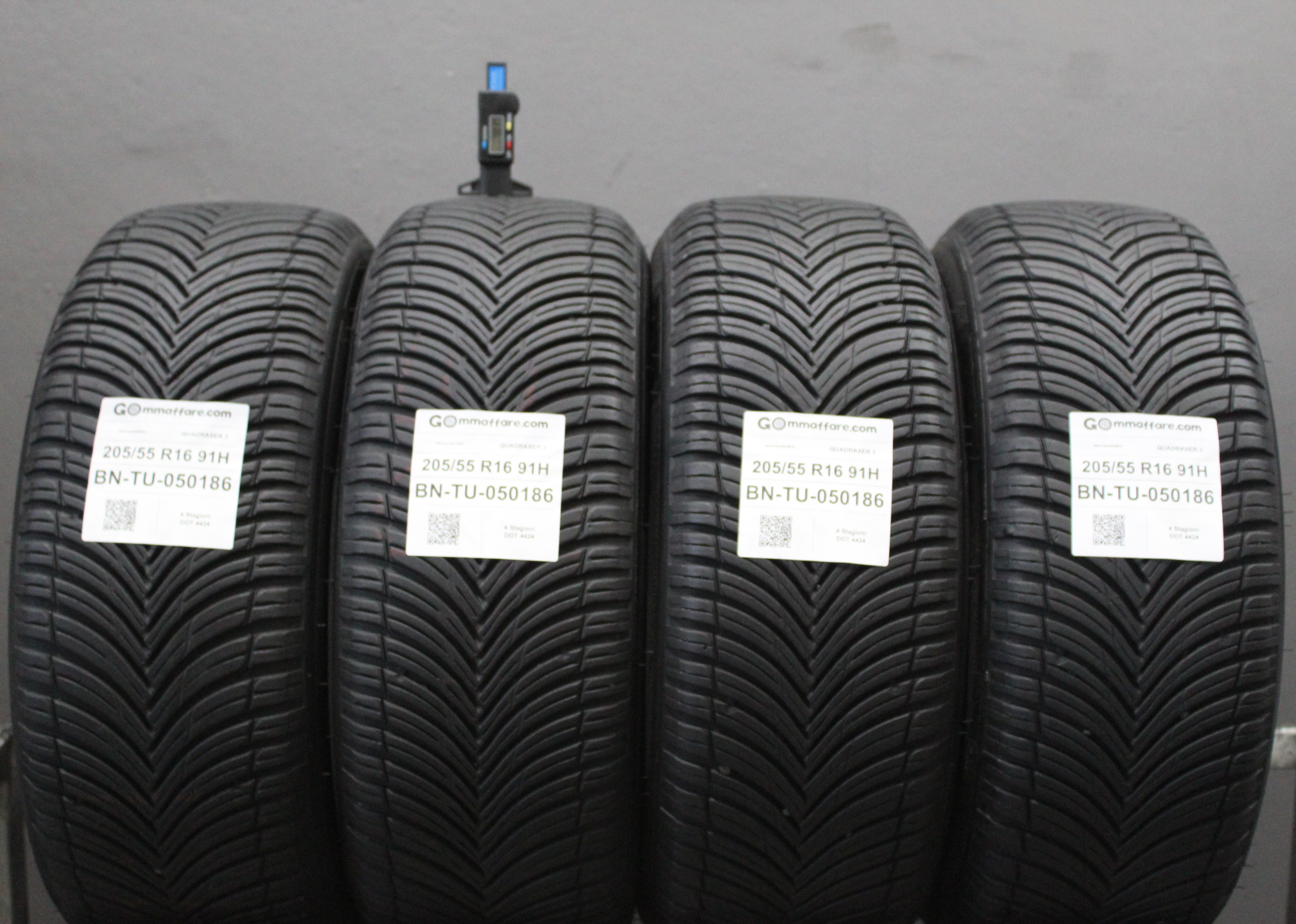Kleber QUADRAXER 3 205/55 R16