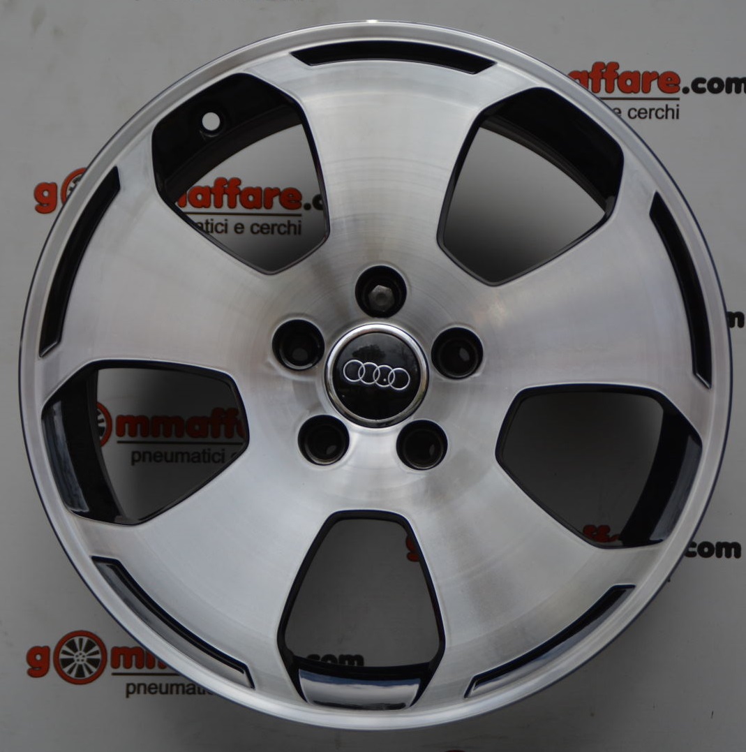 Audi A3 Q2 Q3 GOLF T-ROC TIGUAN 17"