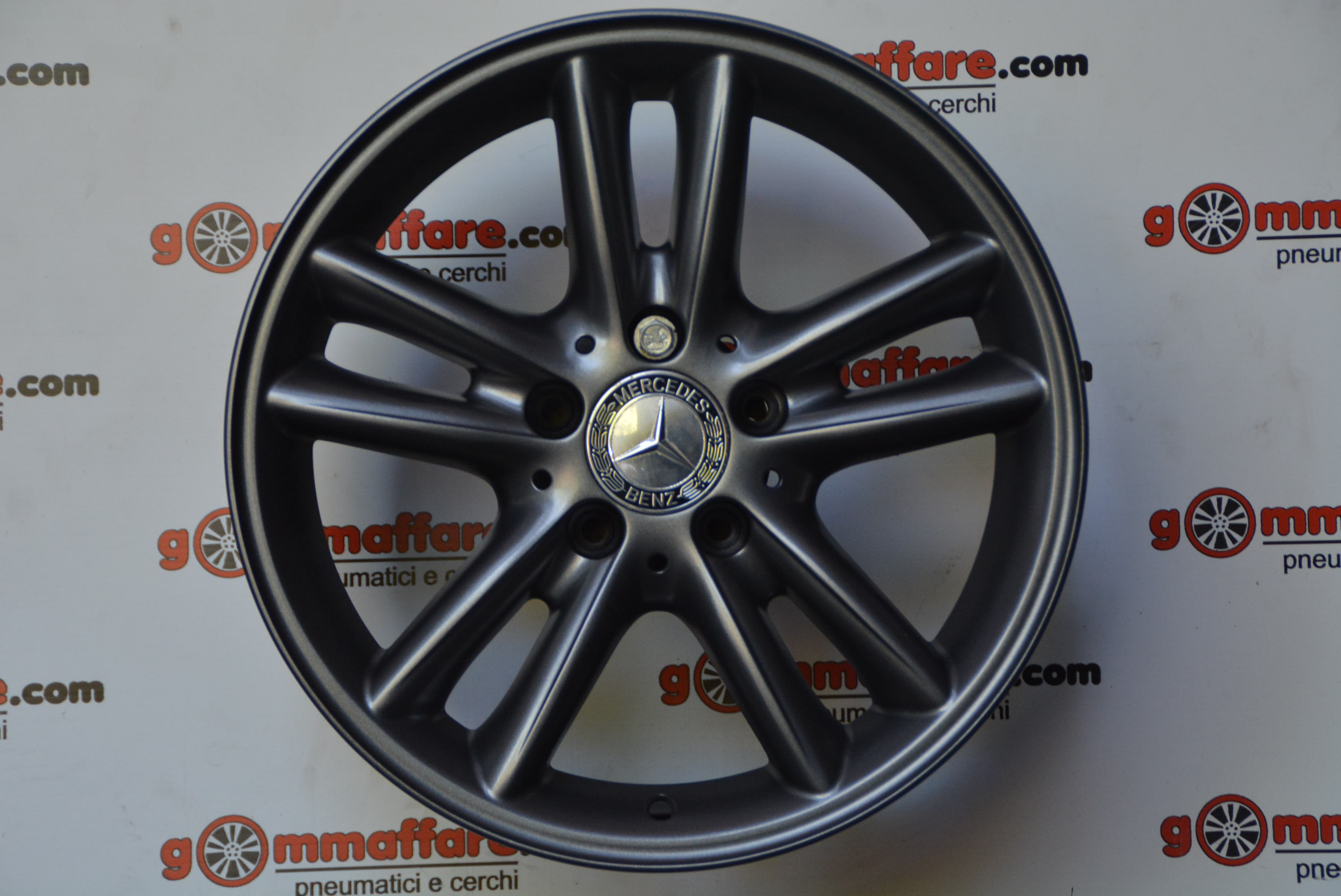 Mercedes Benz SLK-Class 16"