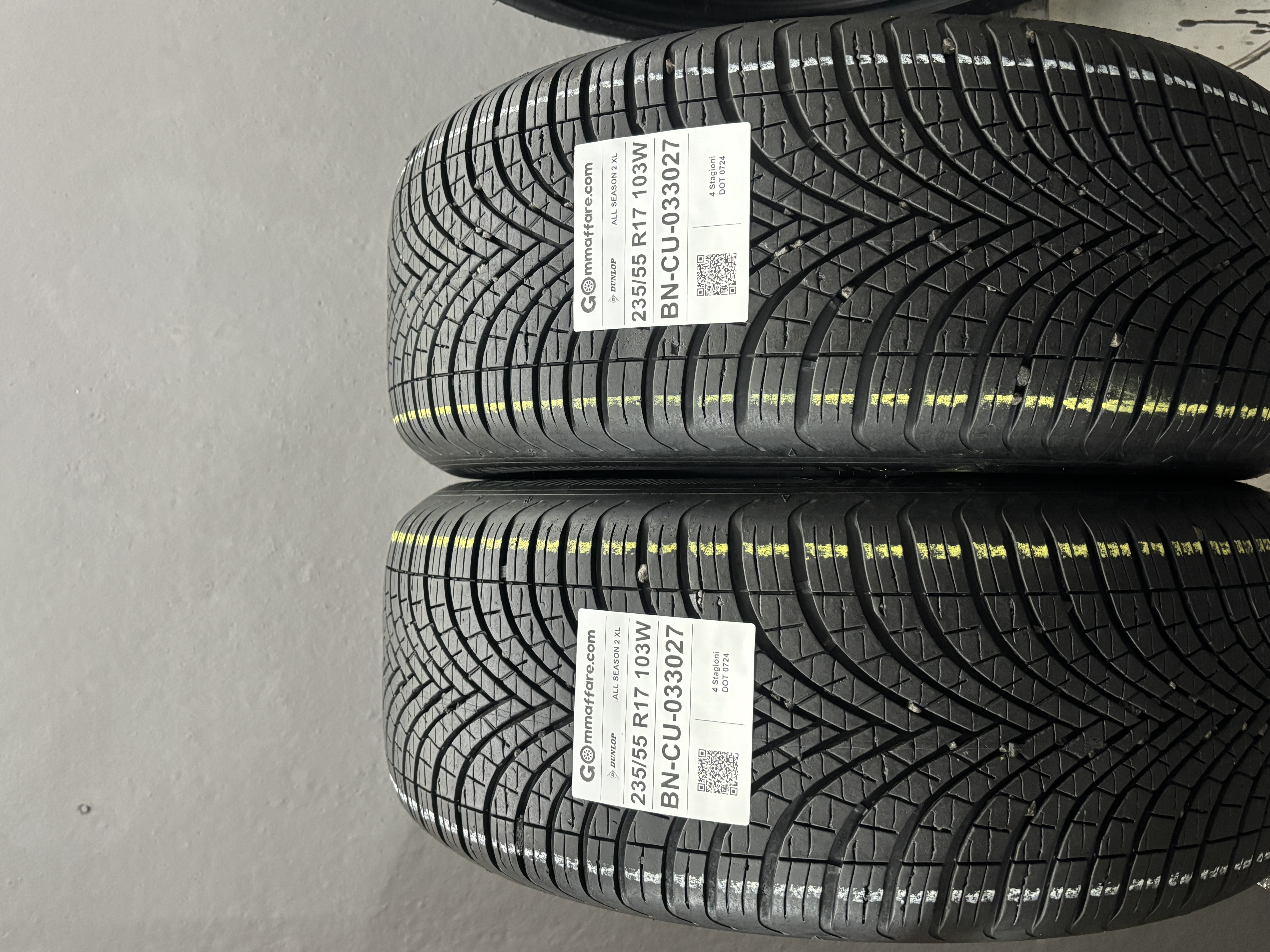 Dunlop ALL SEASON 2 XL 235/55 R17