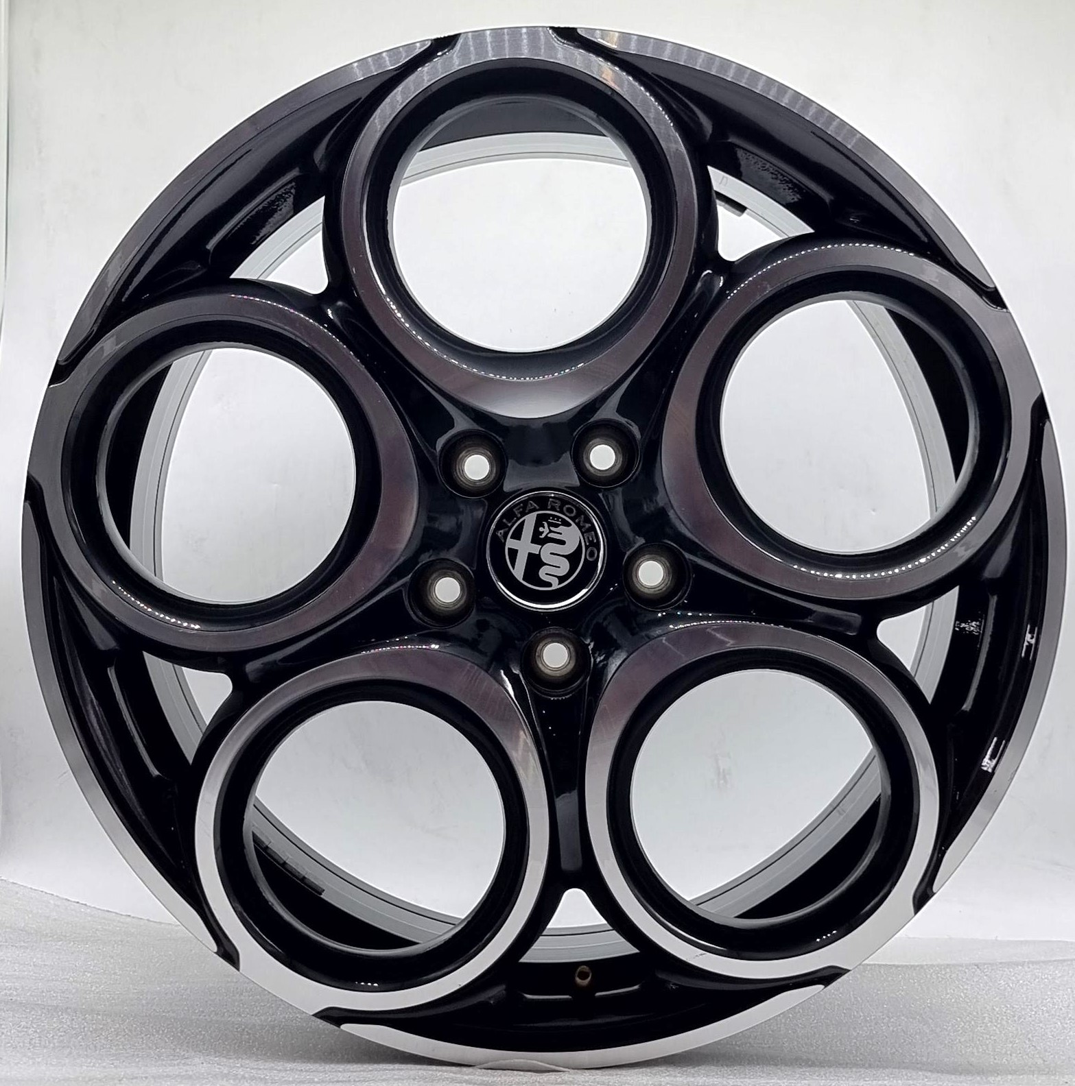 Alfa Romeo TONALE - 50569060 - 50569059