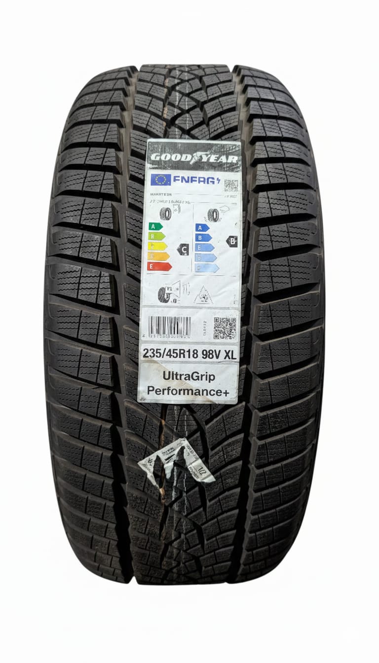 Goodyear ULTRAGRIP PERFORMANCE + 235/45 R18