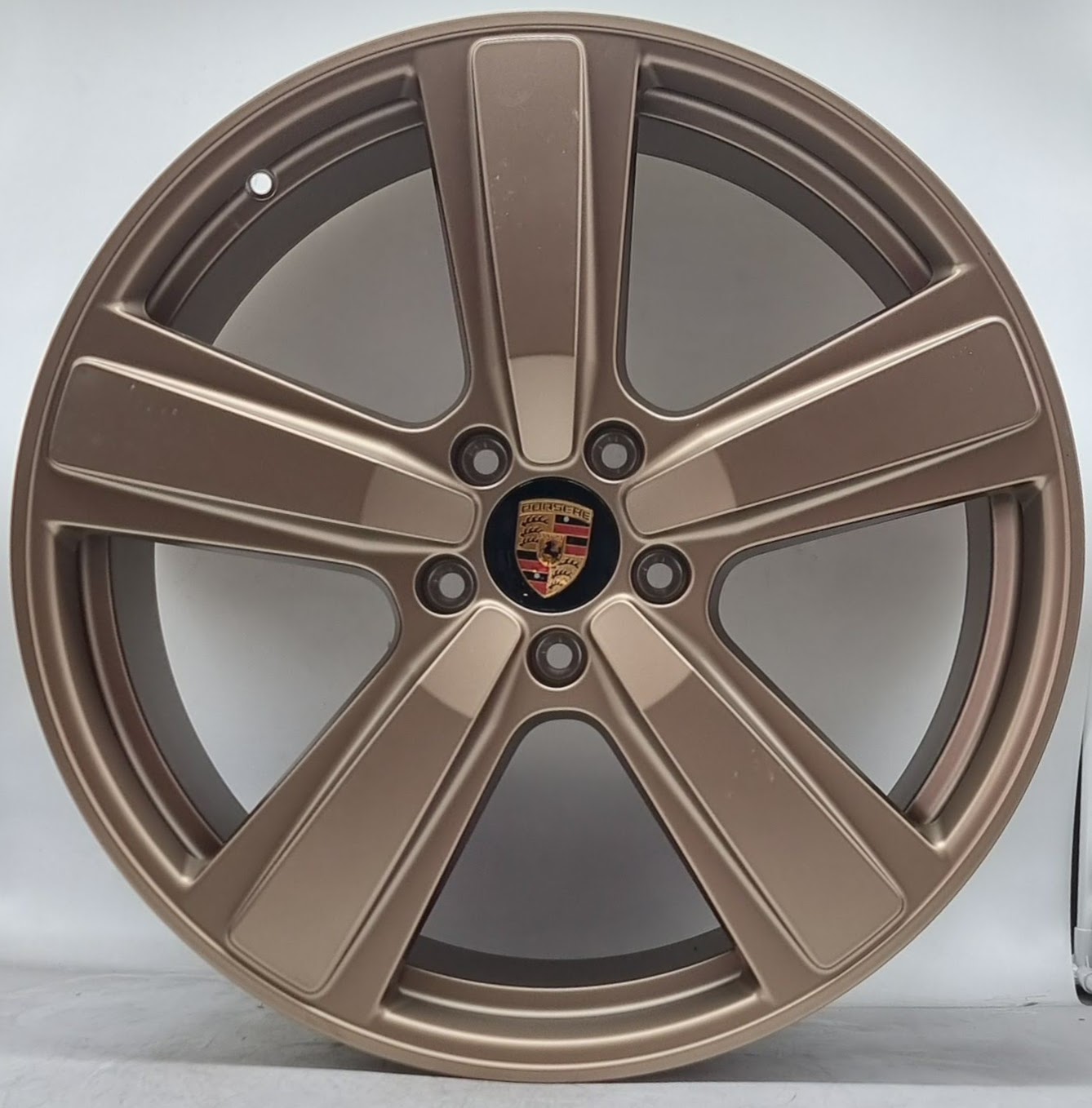 Porsche PORSCHE CAYENNE new 9y0.601.025.cp 22"