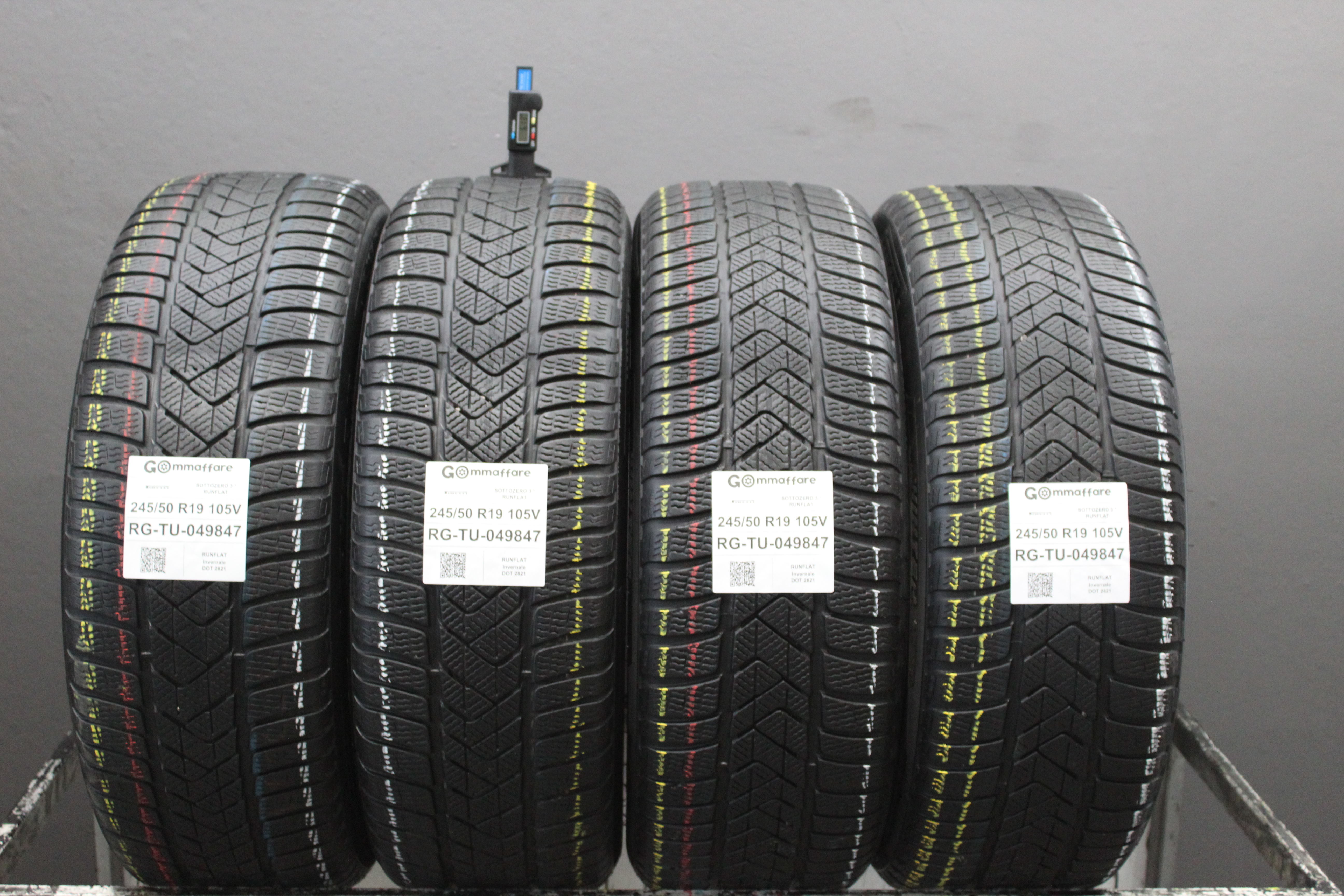 Pirelli SOTTOZERO 3 * RUNFLAT 245/50 R19