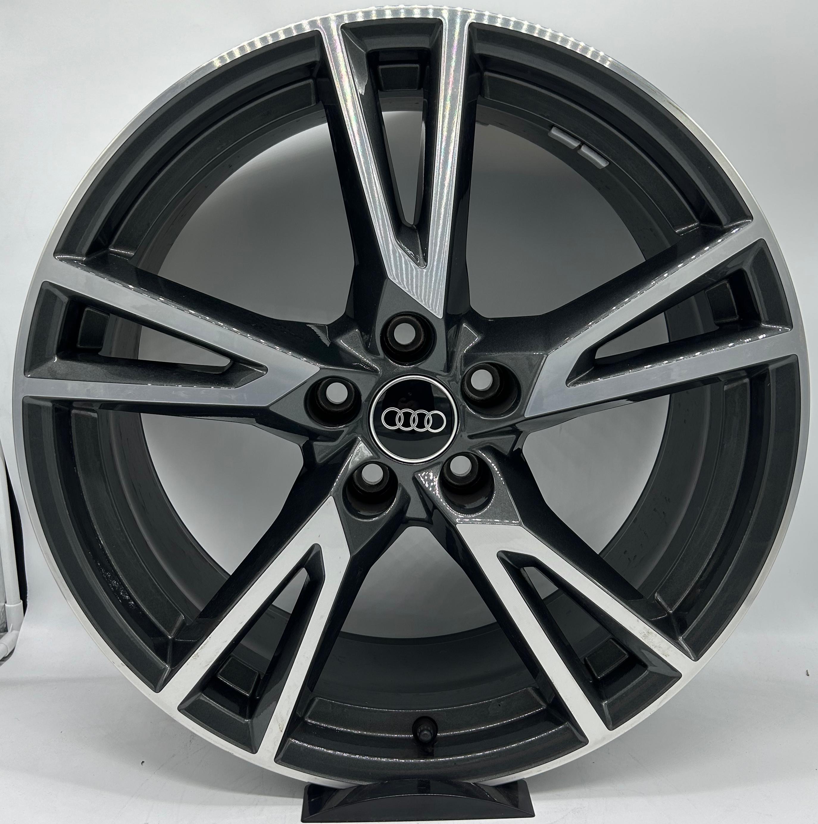 Audi Q5 new SPORT - 80A601025R 19"