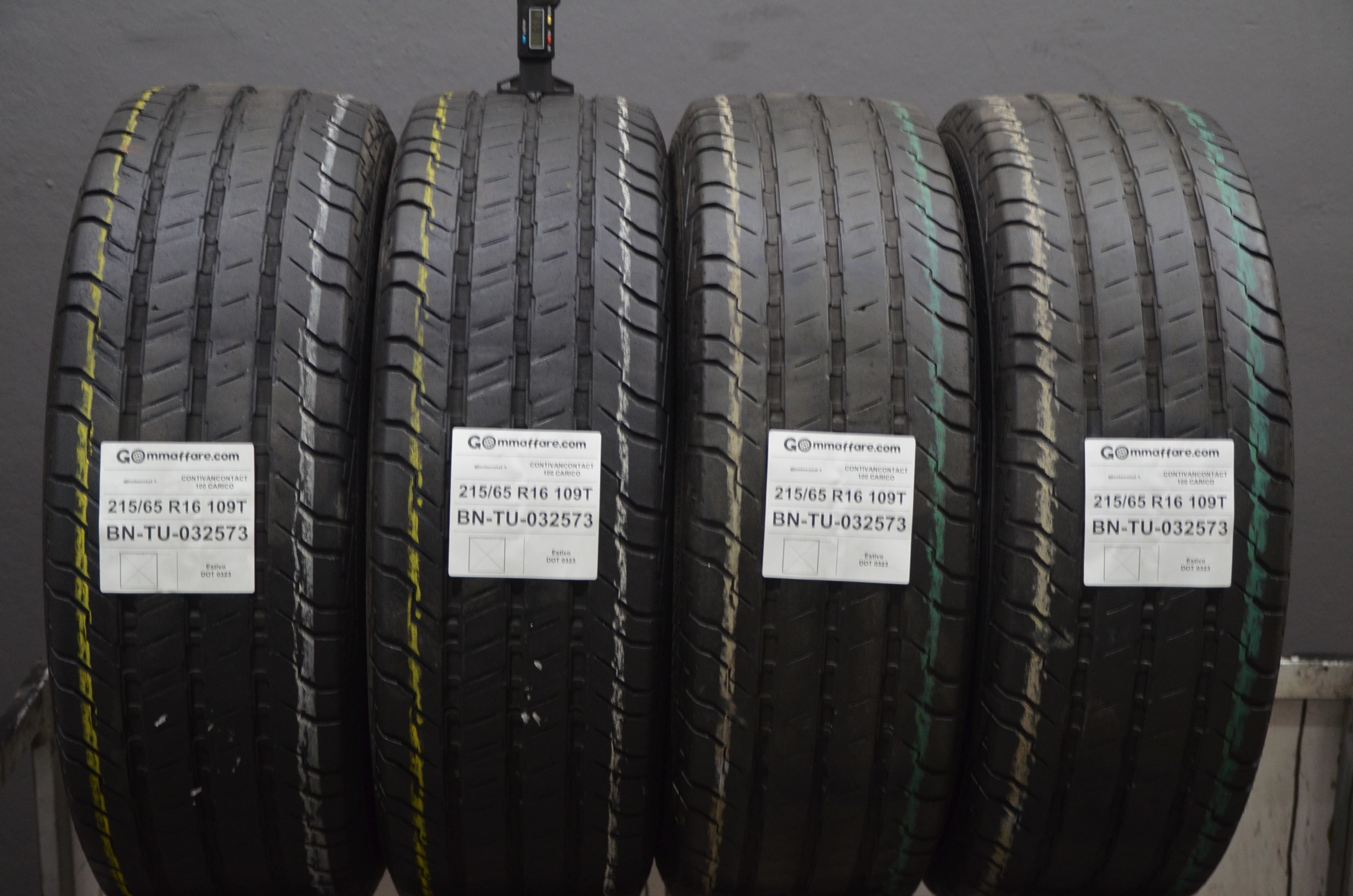 Continental CONTIVANCONTACT 100 CARICO 215/65 R16