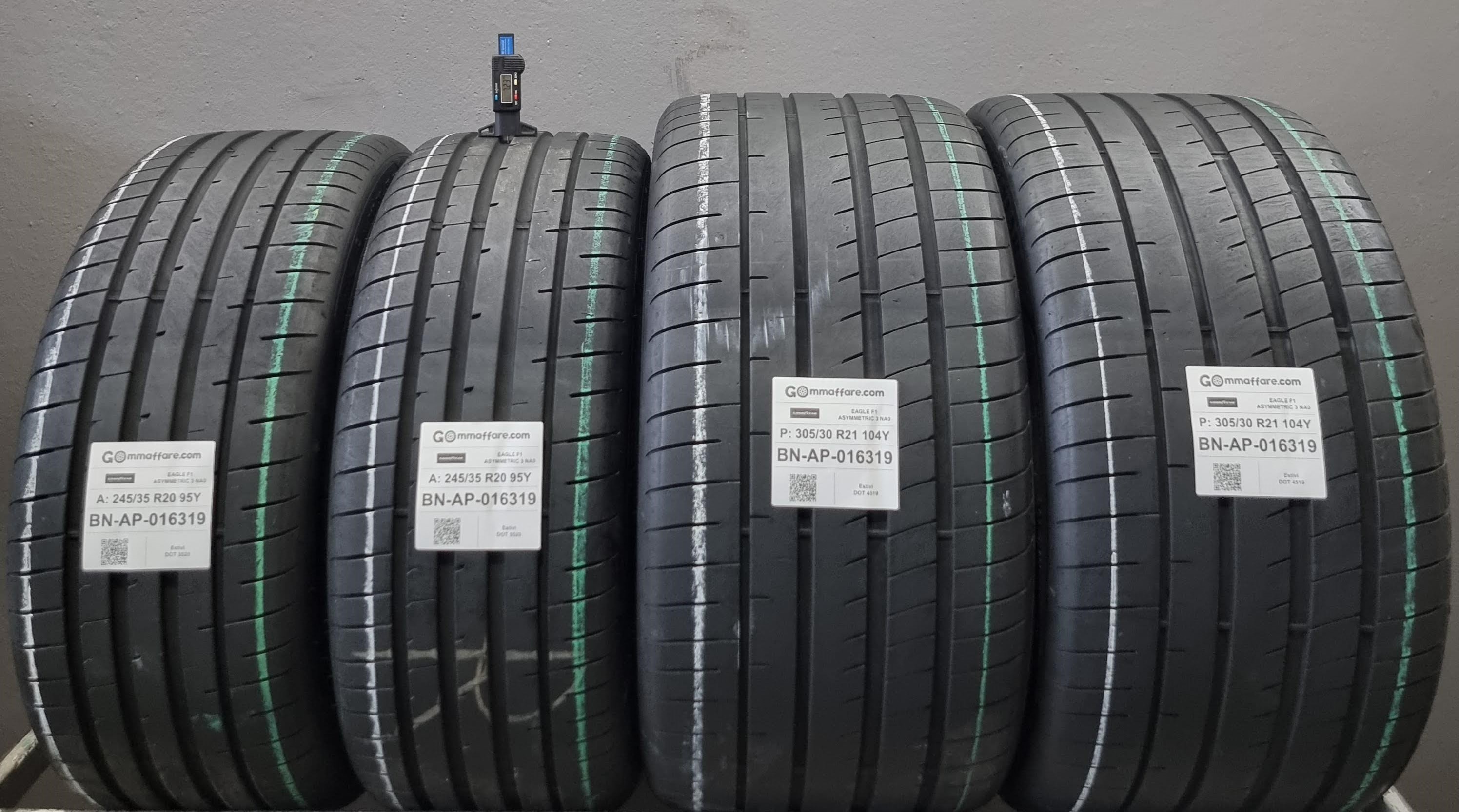Goodyear EAGLE F1 ASYMMETRIC 3 NA0 245/35 R20