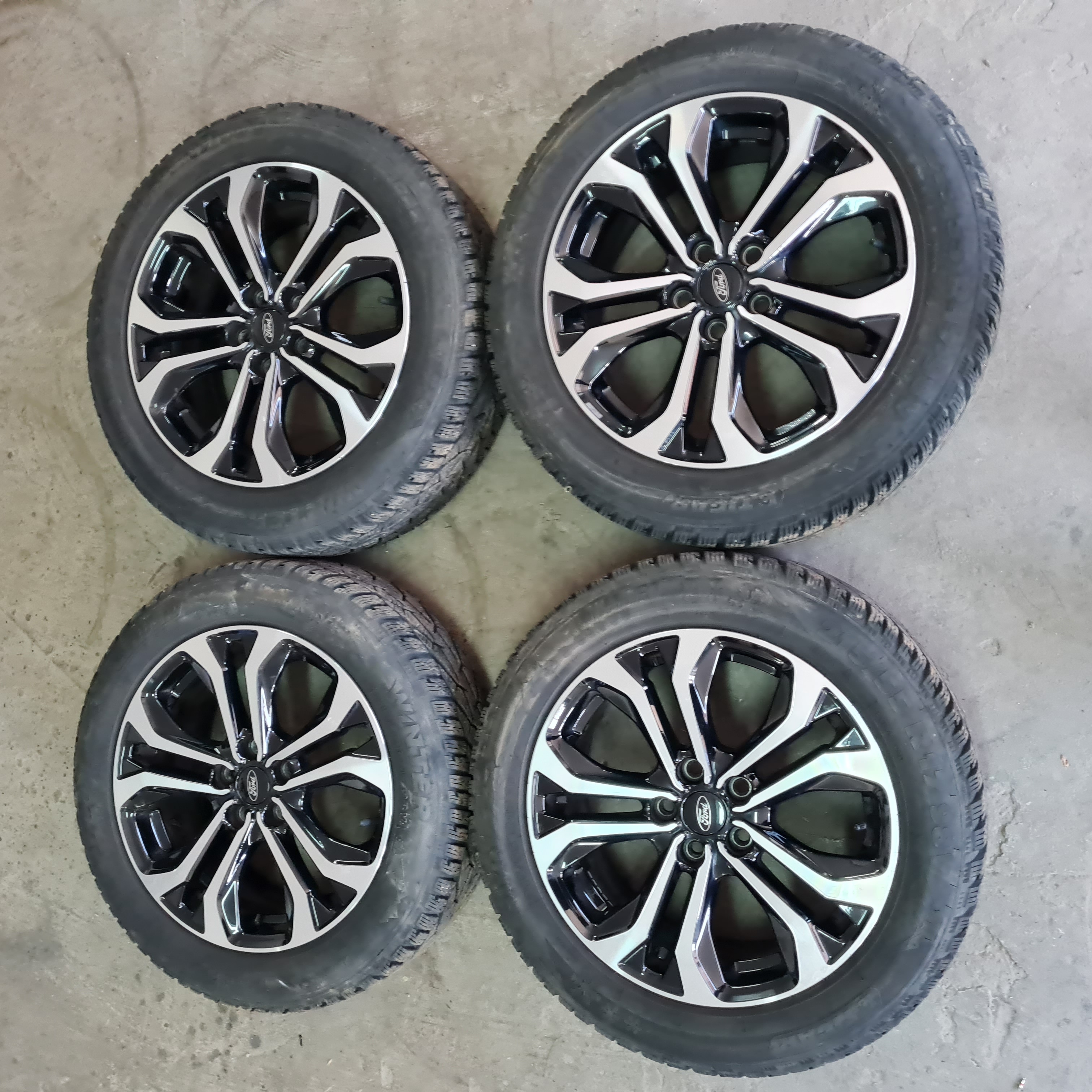 Ford Puma KIT COMPLETO 17"