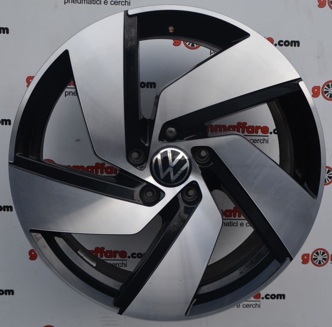 Volkswagen GOLF GTI GOLF R R32 5H0601025H 18"
