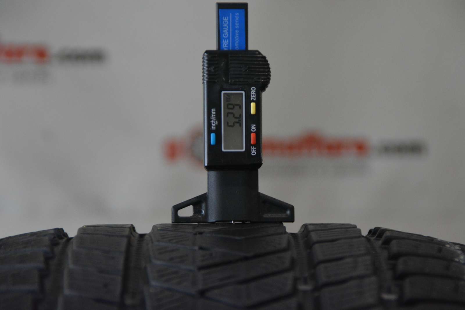 Pirelli SCORPION WINTER 285/35 R22