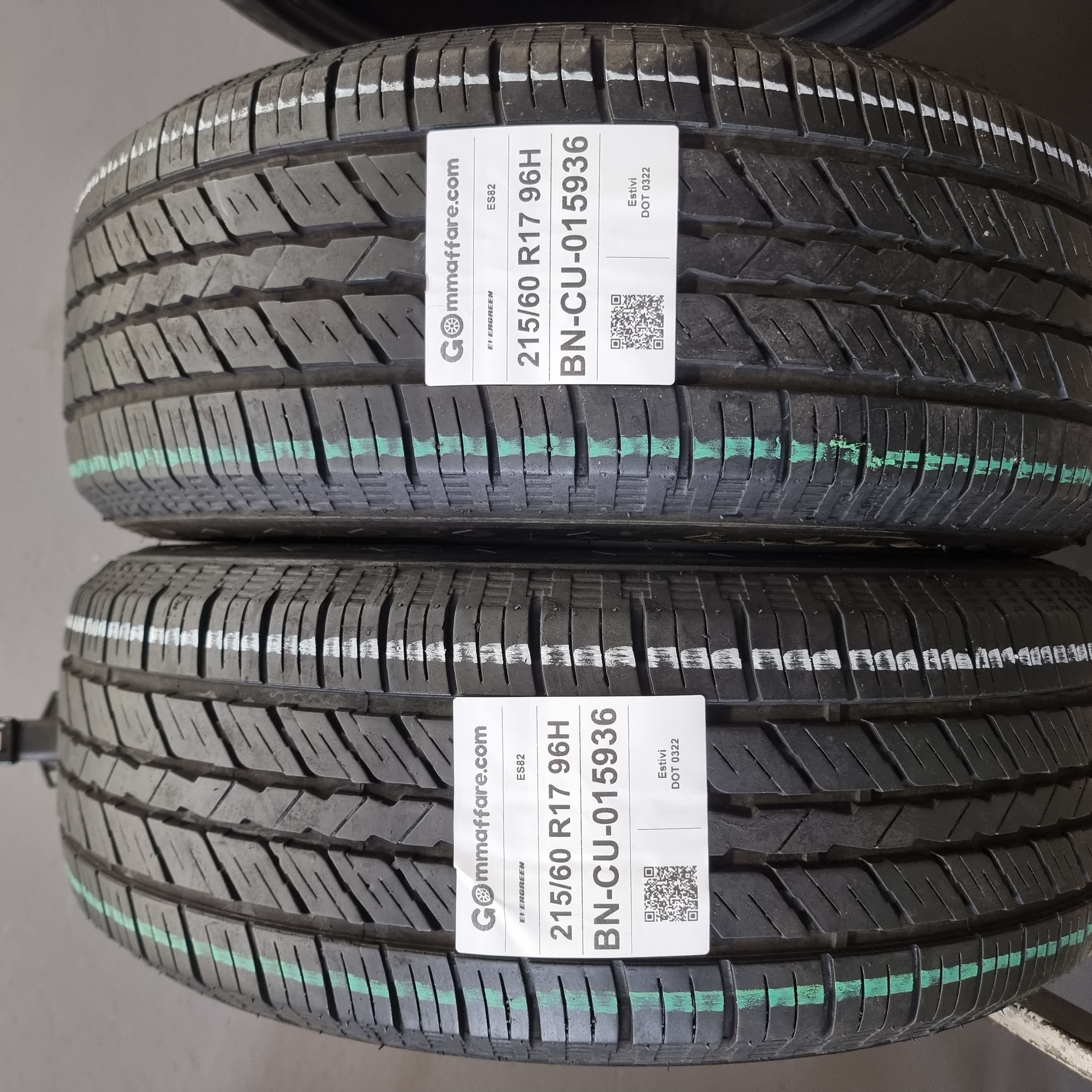 Evergreen ES82 215/60 R17