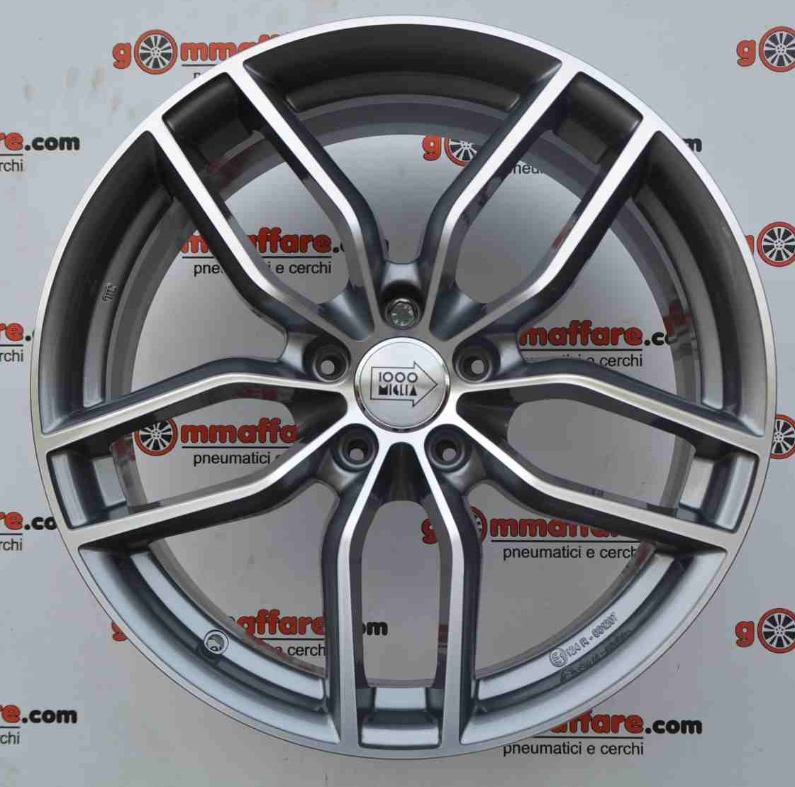 Millemiglia MM039 19"