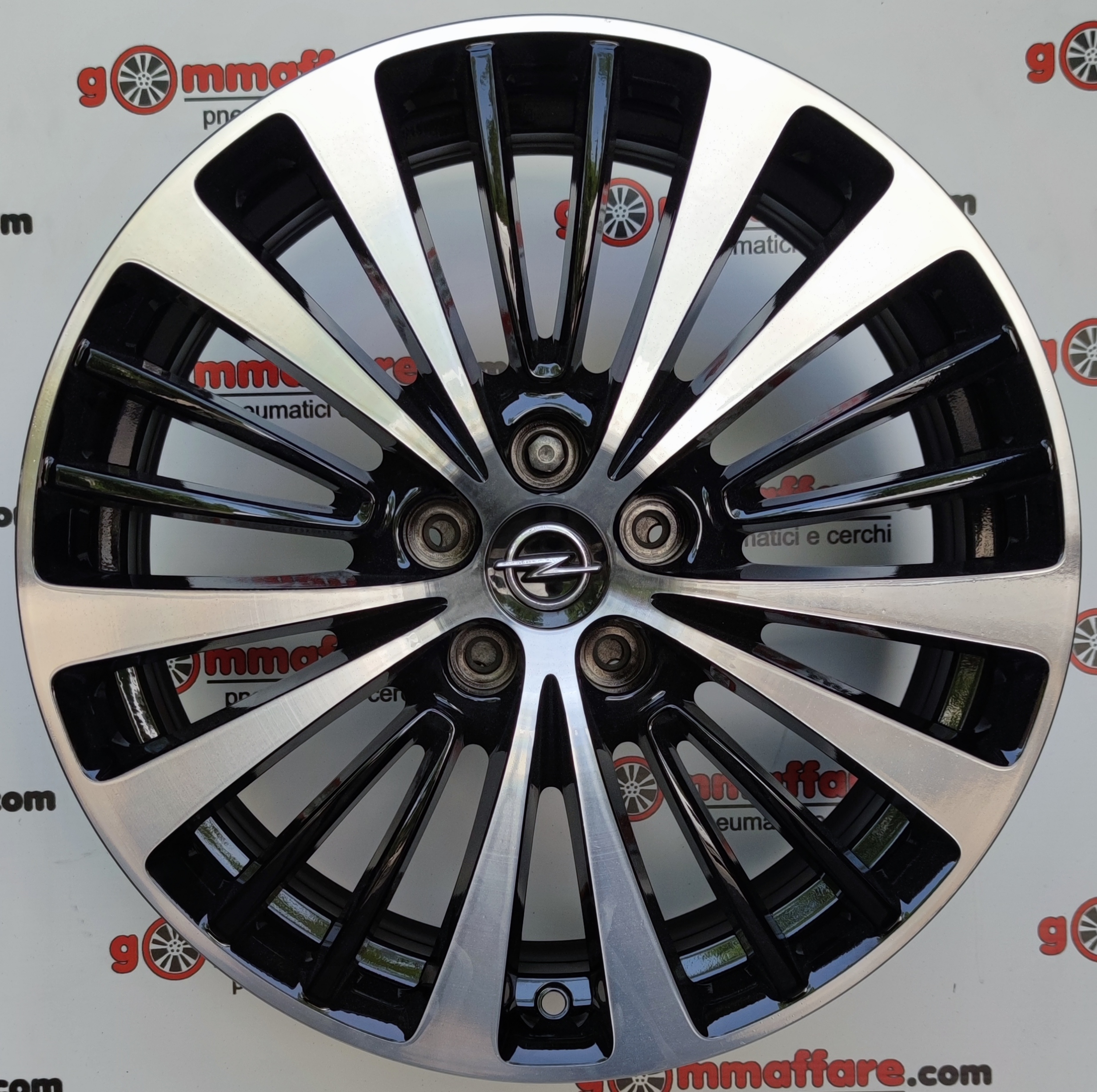 Opel GRANDLAND X 18"