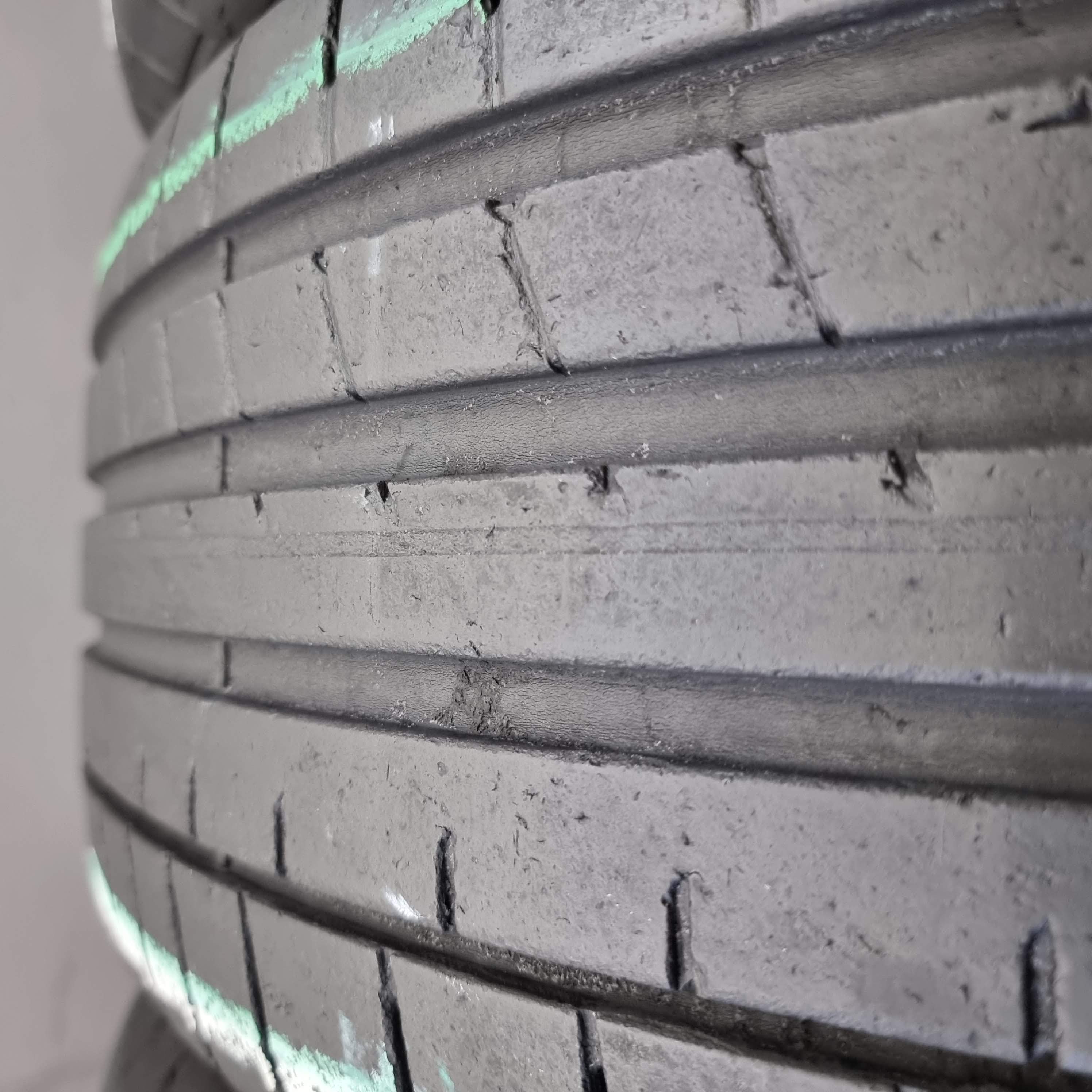 Goodyear EAGLE F1 ASYMMETRIC 3 SUV AR 235/55 R19