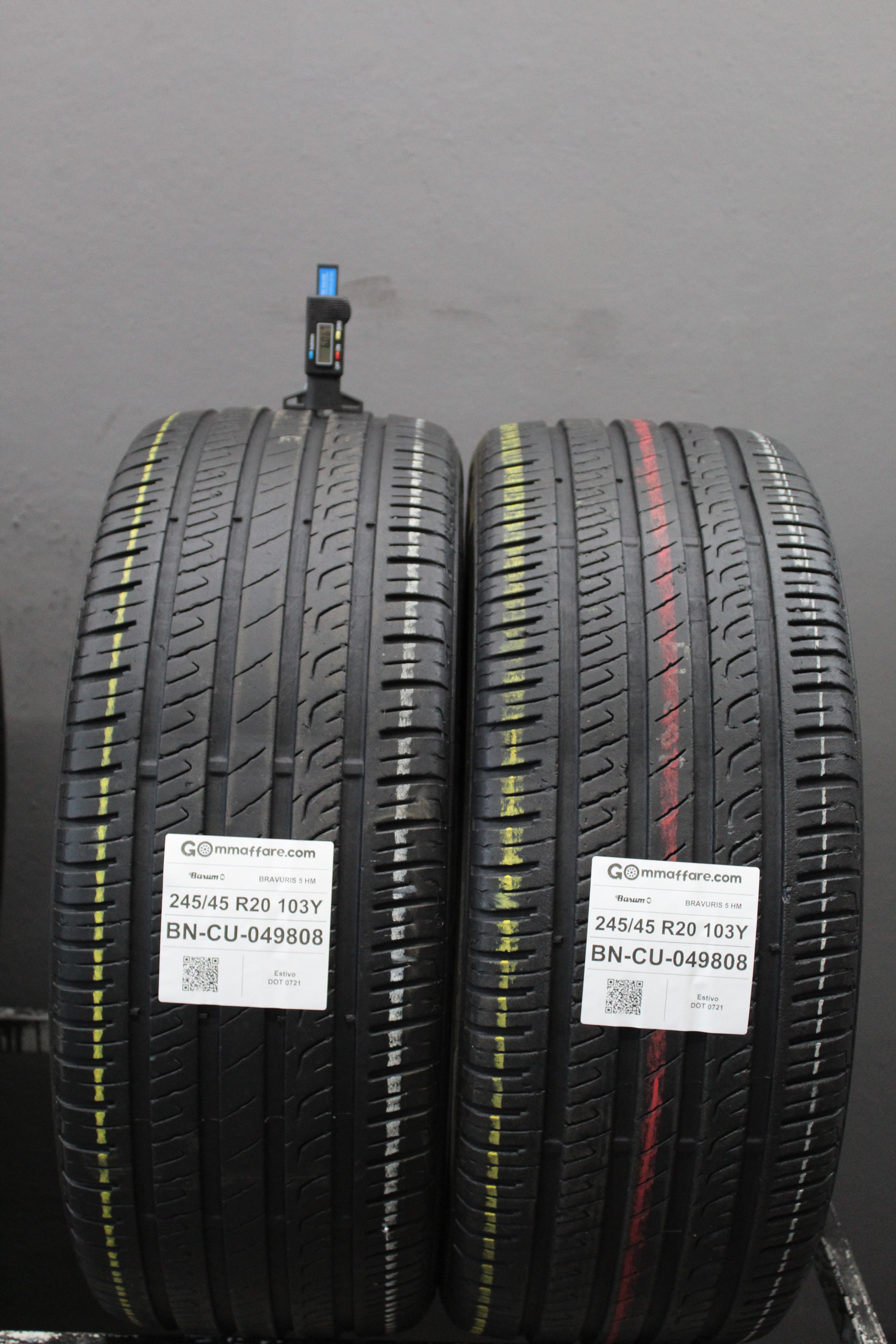 Barum BRAVURIS 5 HM 245/45 R20