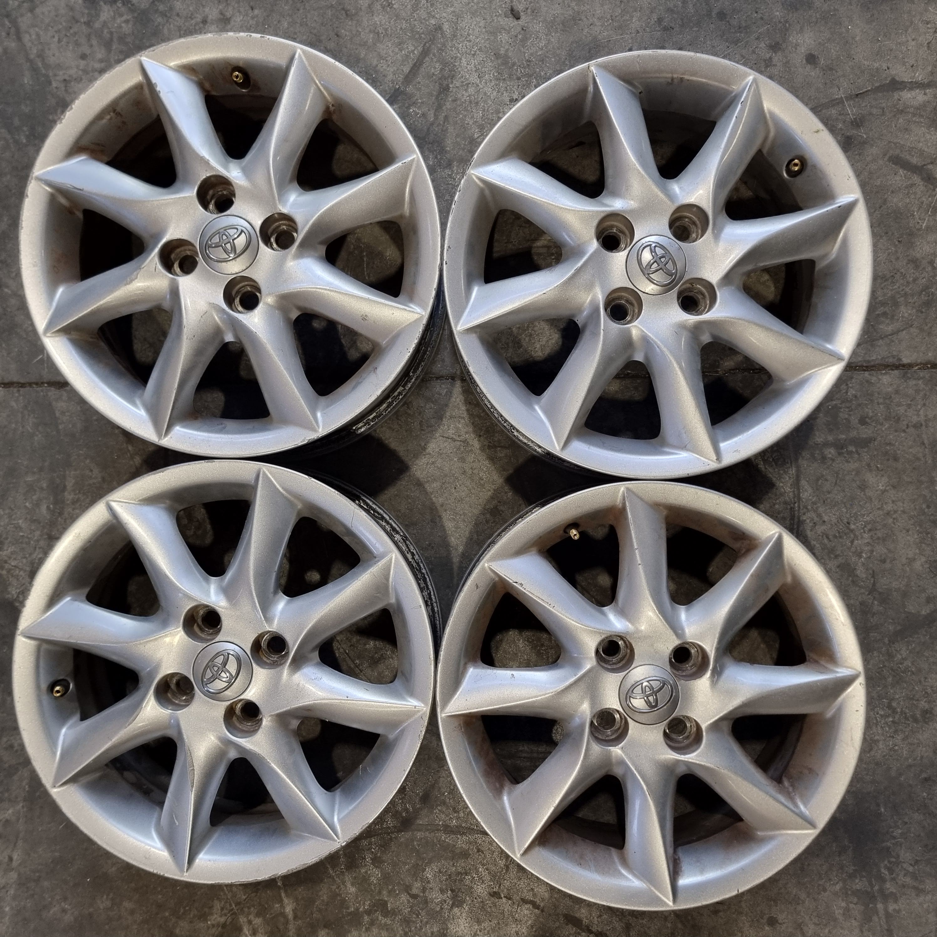 Toyota Yaris Aygo 15"
