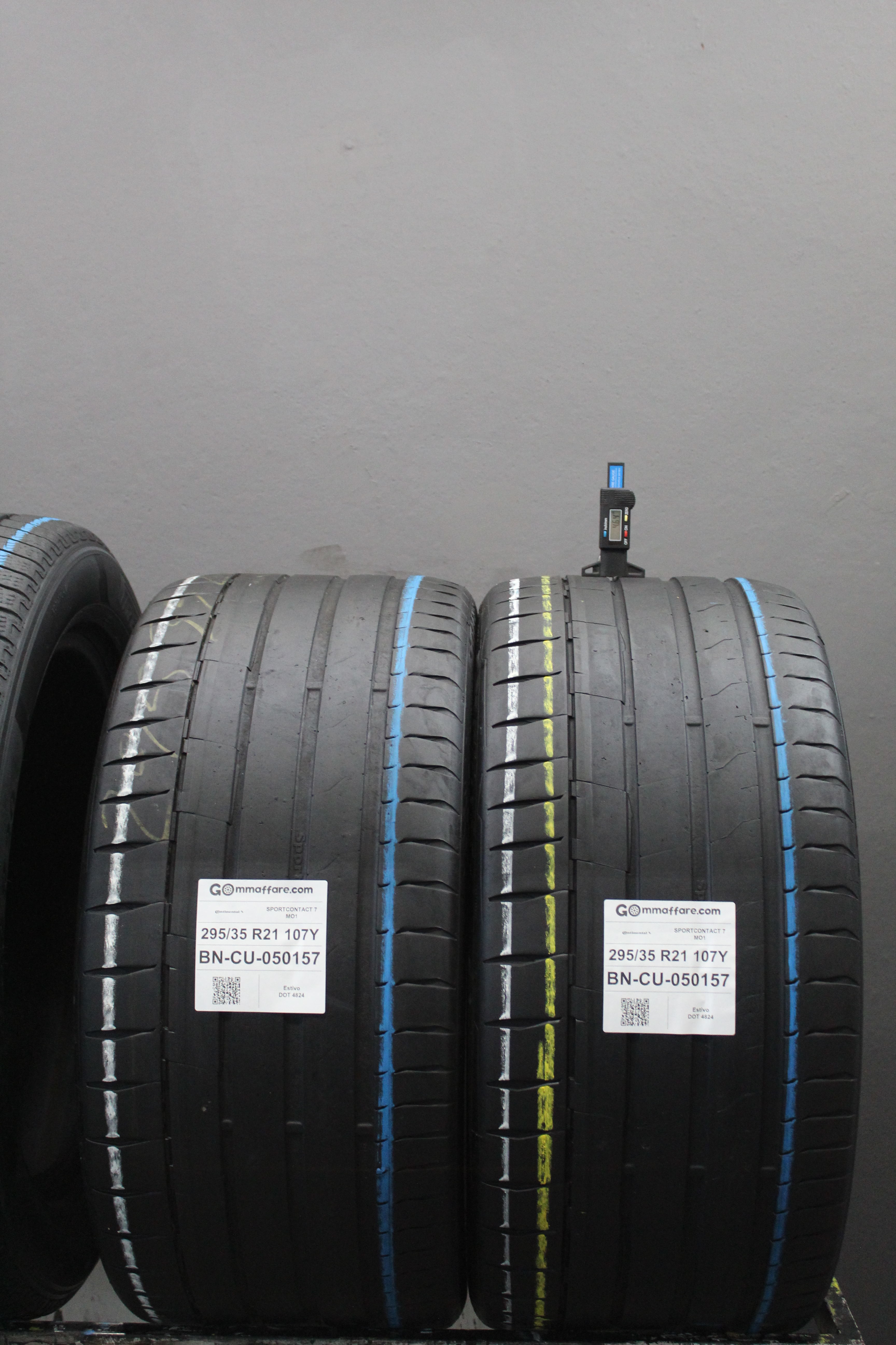 Continental SPORTCONTACT 7 MO1 295/35 R21