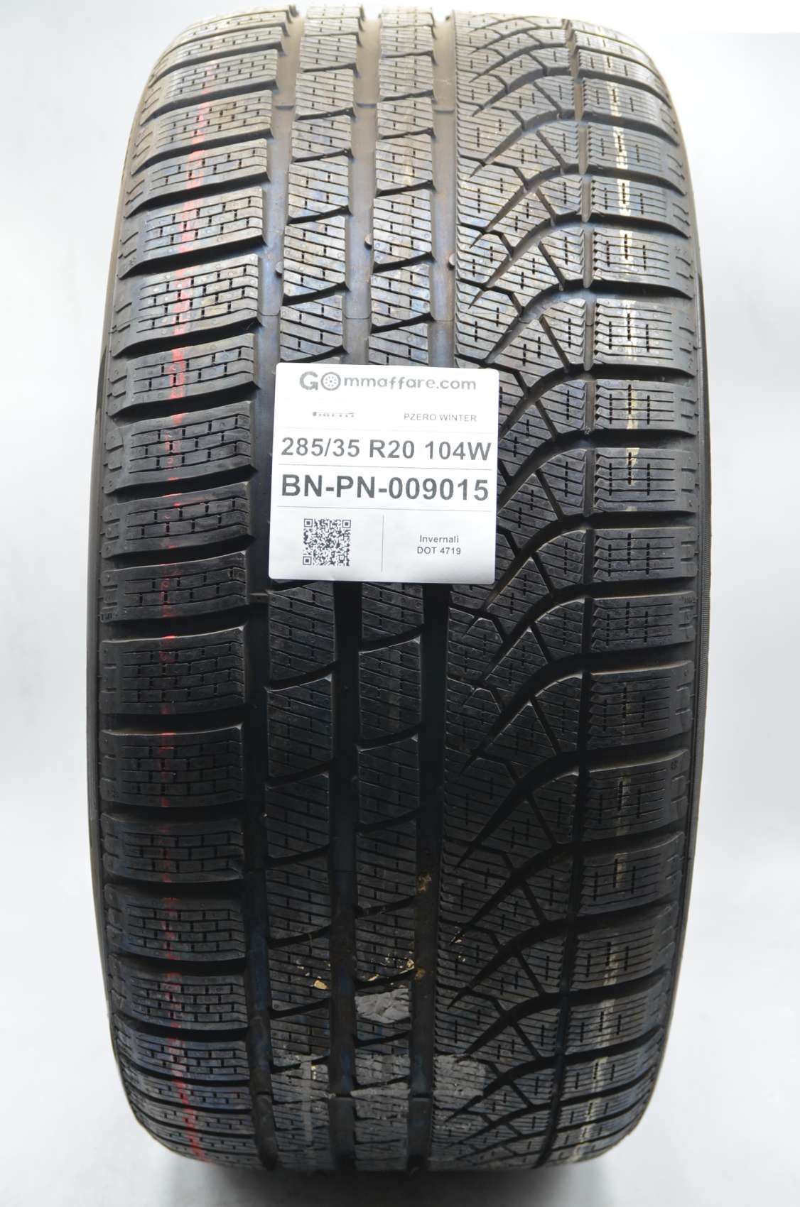 Pirelli PZERO WINTER 285/35 R20