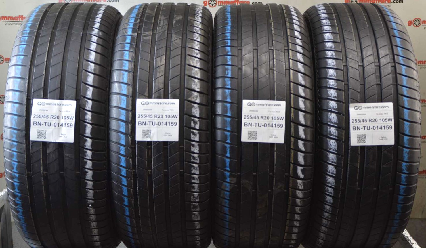 Bridgestone Turanza T005 255/45 R20