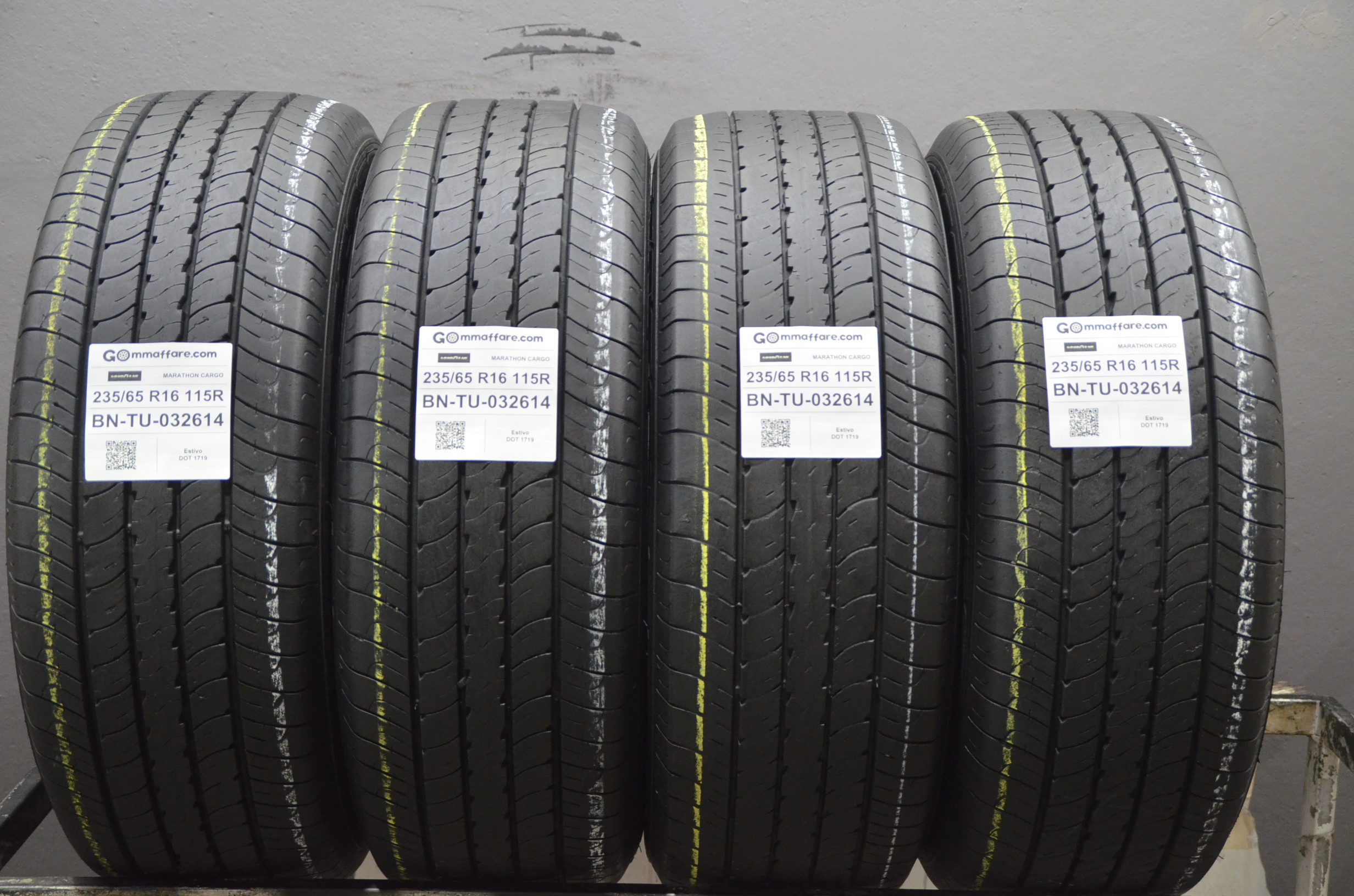 Goodyear MARATHON CARGO 235/65 R16