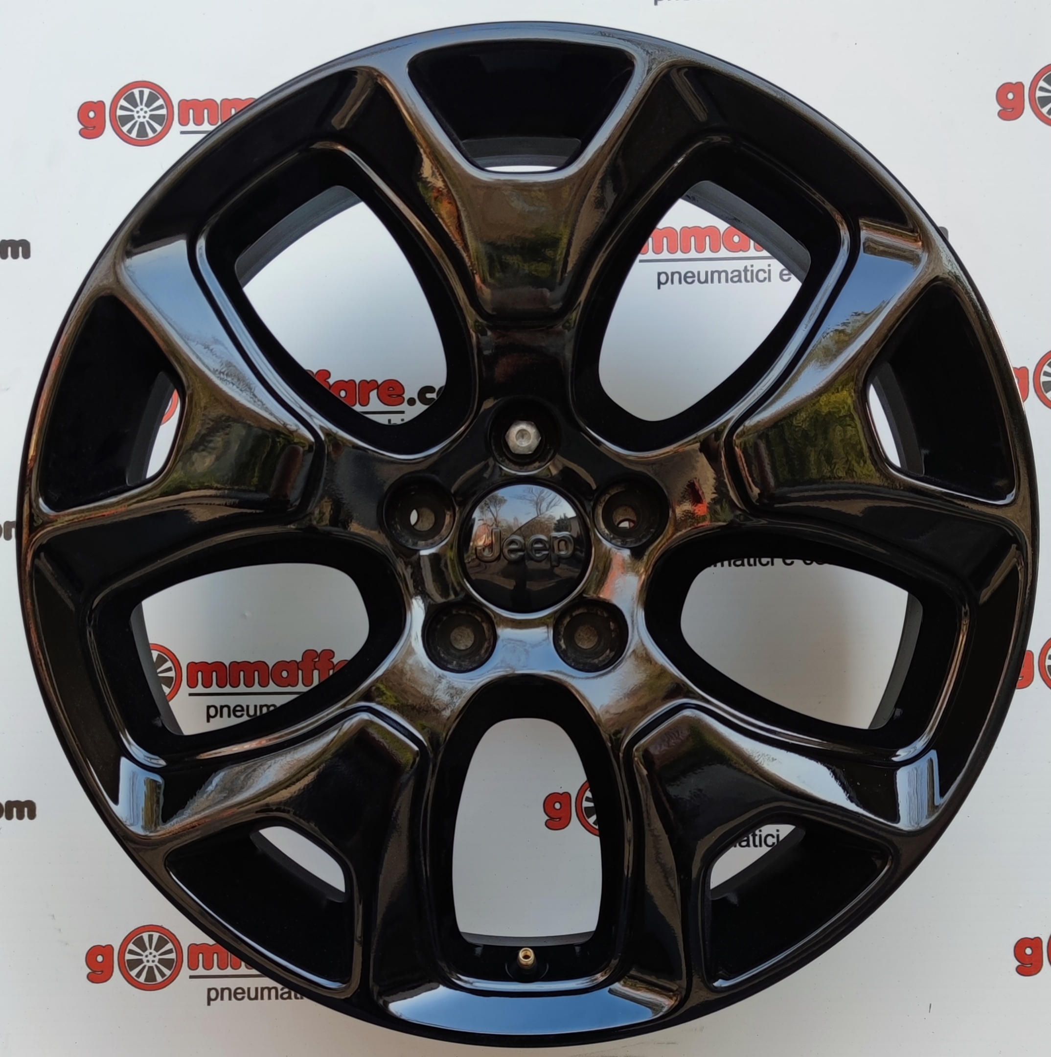 Jeep Mopar Compass - Renegade - 5VC28TRMAA 18"