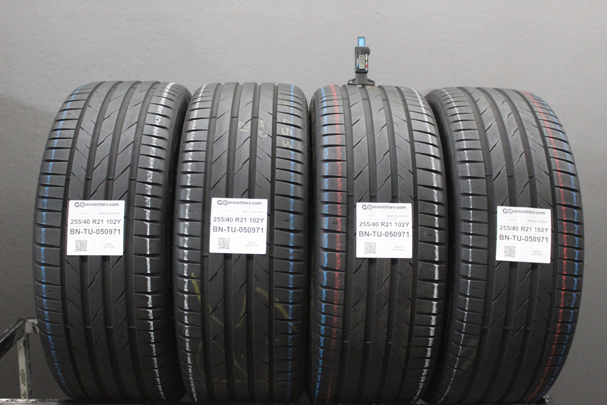 Hankook VENTUS EVO SUV