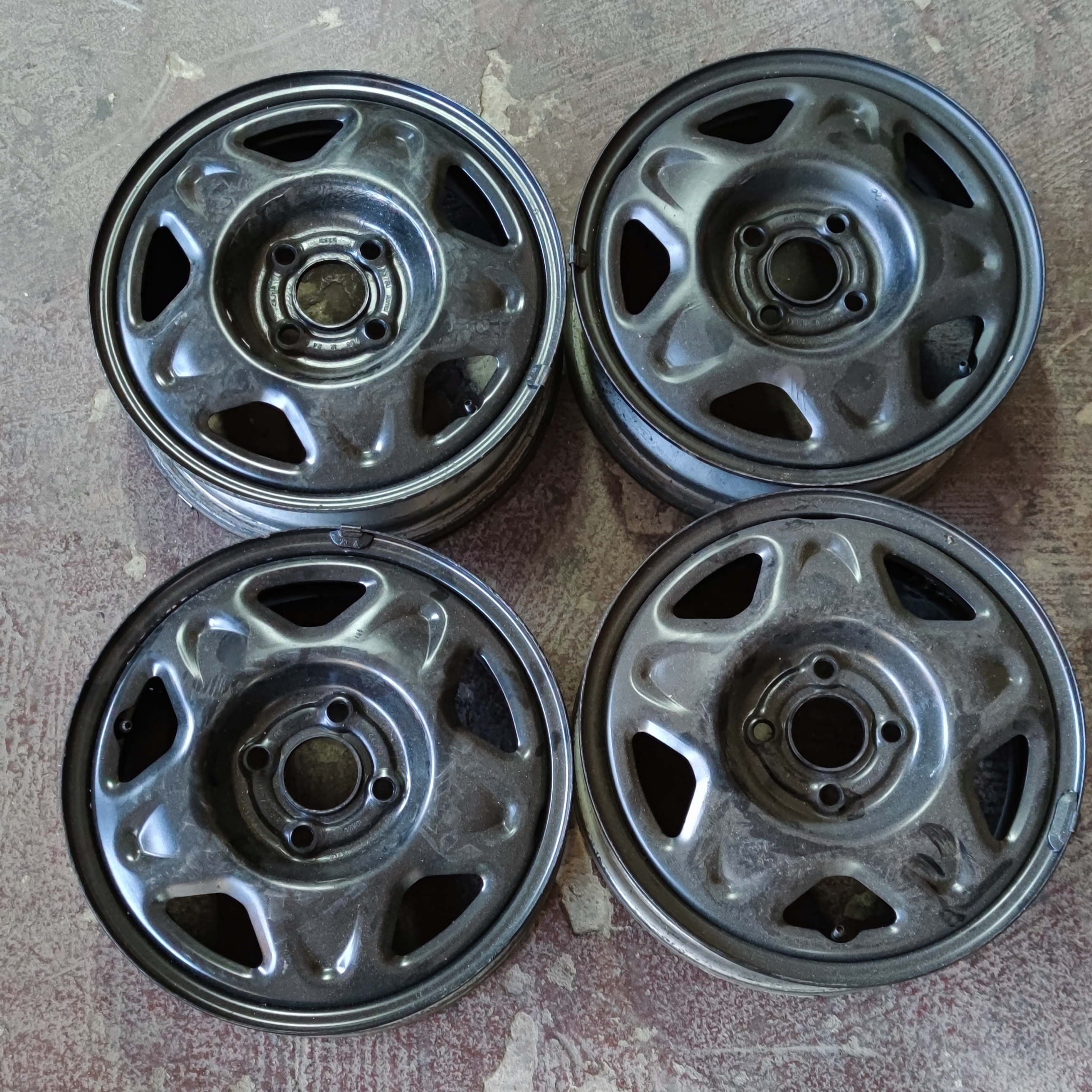Chevrolet Spark 14"