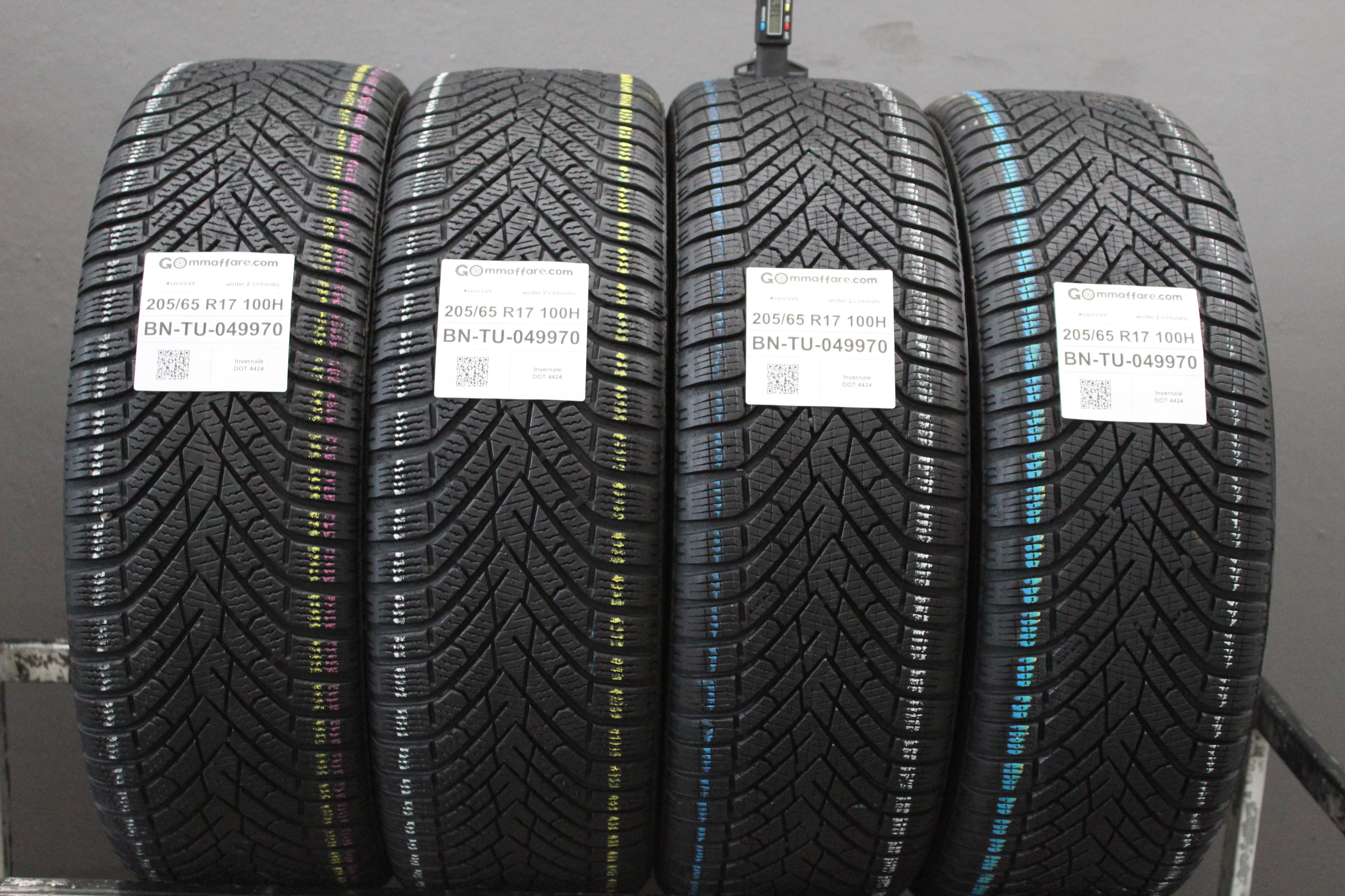 Pirelli winter 2 cinturato 205/65 R17