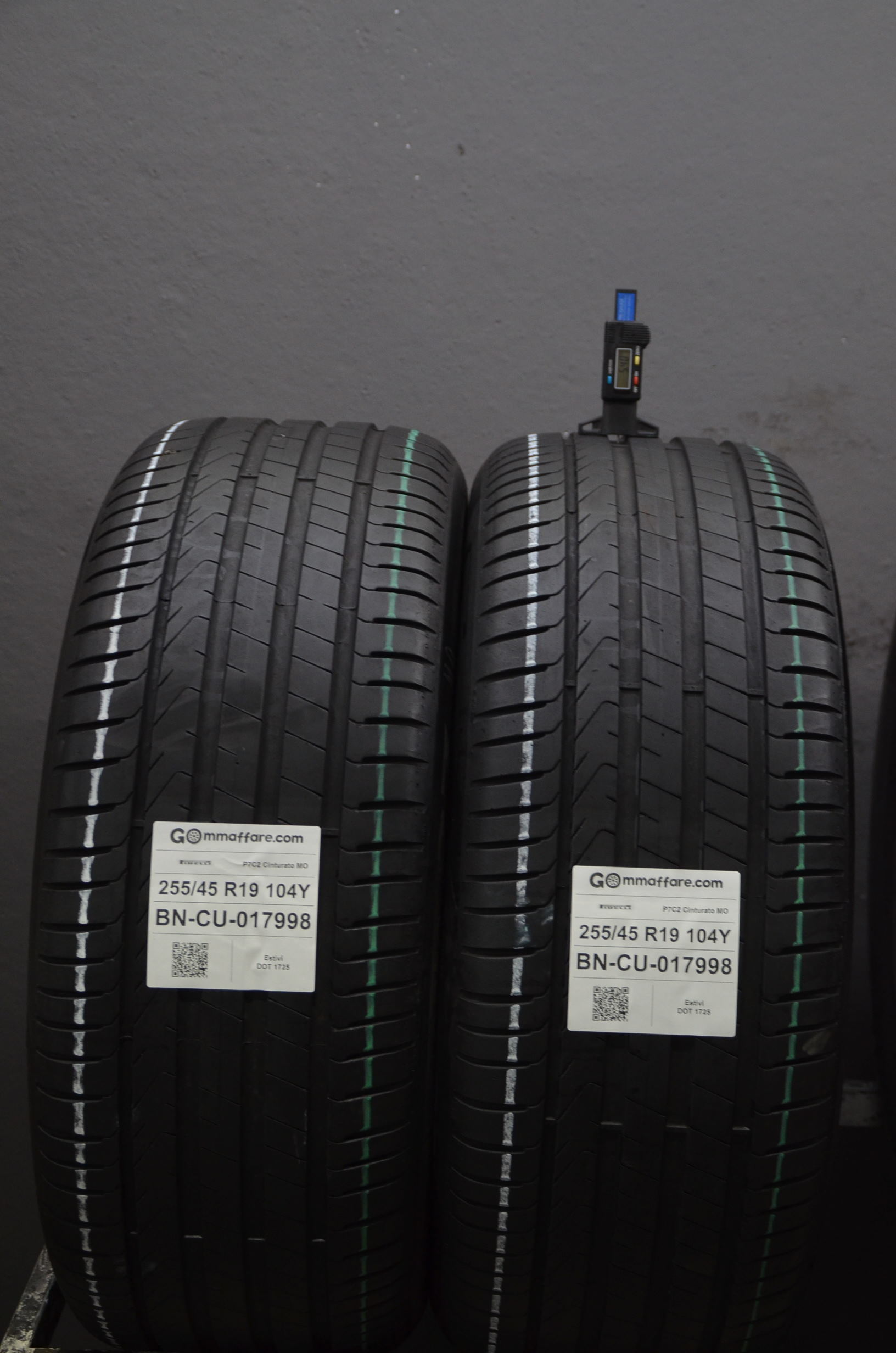 Pirelli P7C2 Cinturato MO 255/45 R19