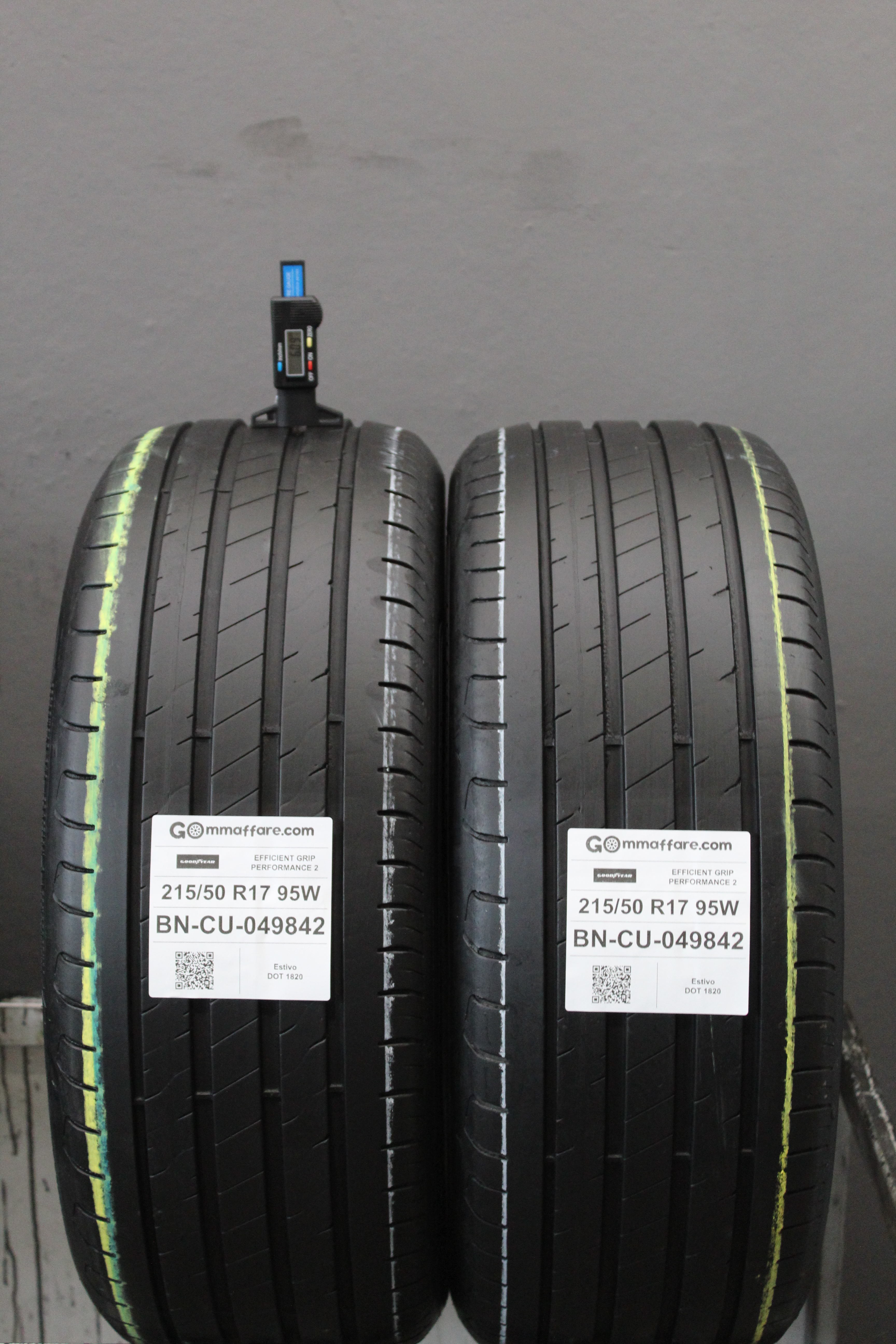 Goodyear EFFICIENT GRIP PERFORMANCE 2 215/50 R17