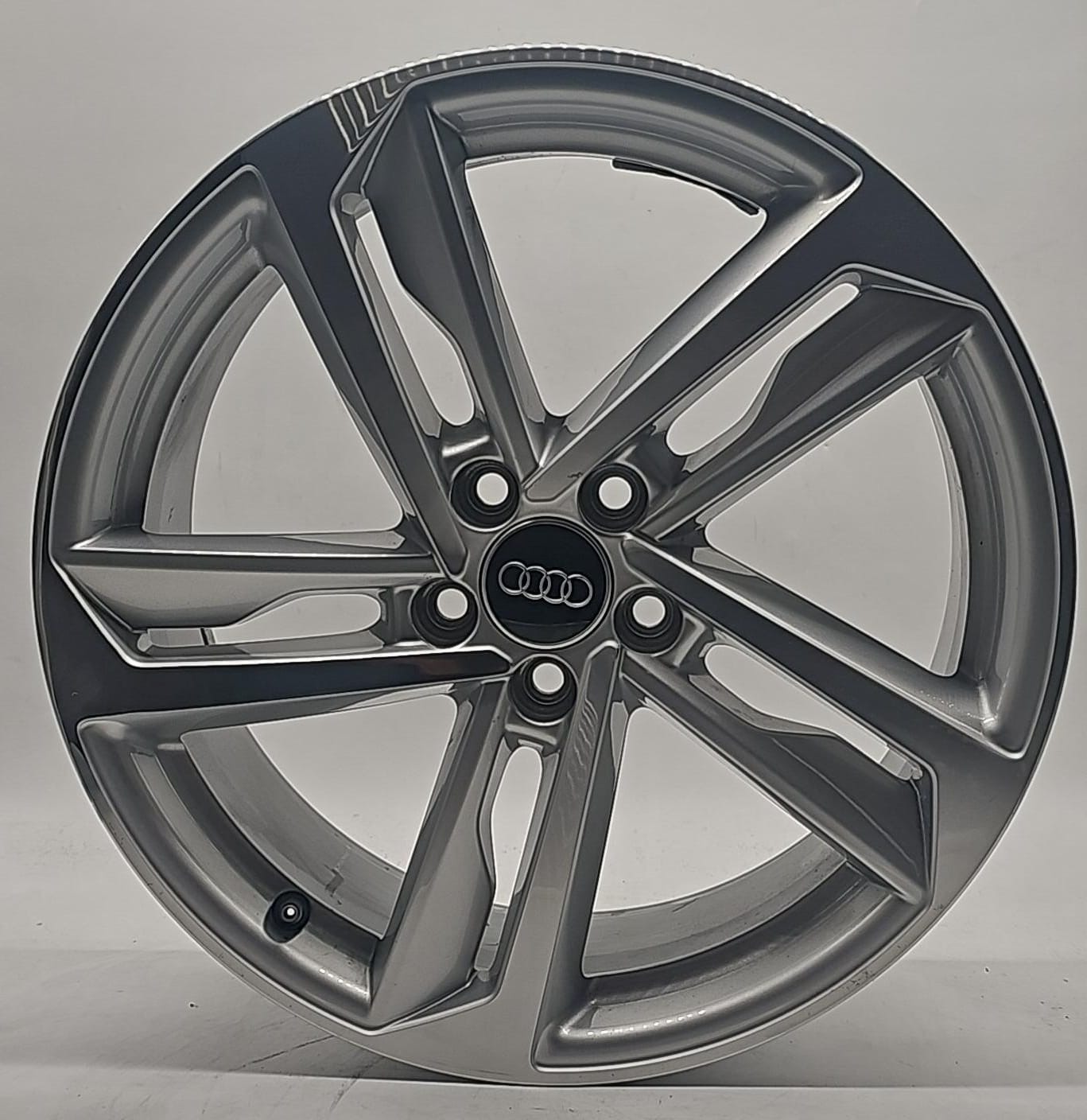 Audi A1 New - 82A301025K 17"