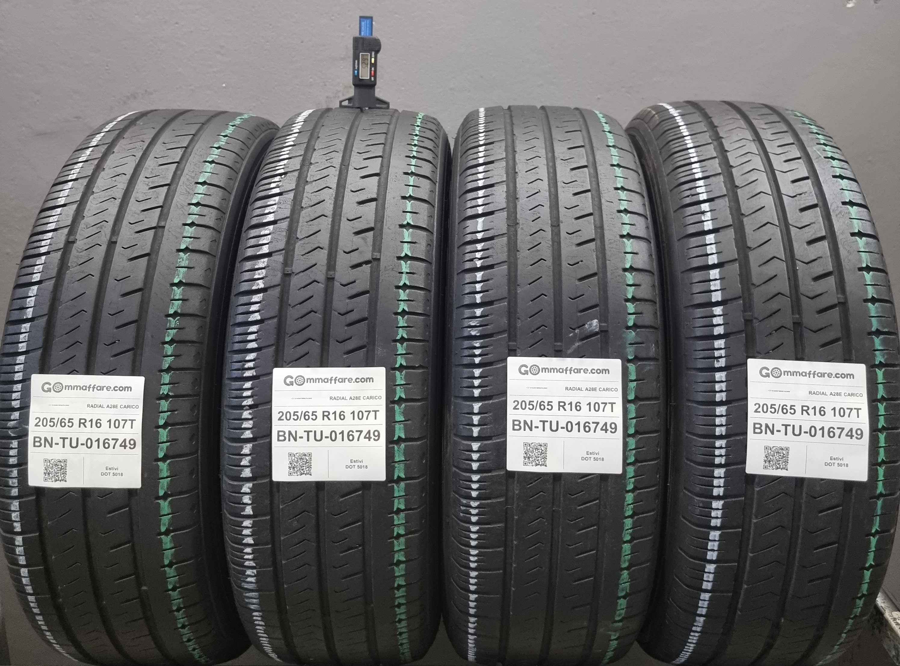 Hankook RADIAL A28E CARICO 205/65 R16