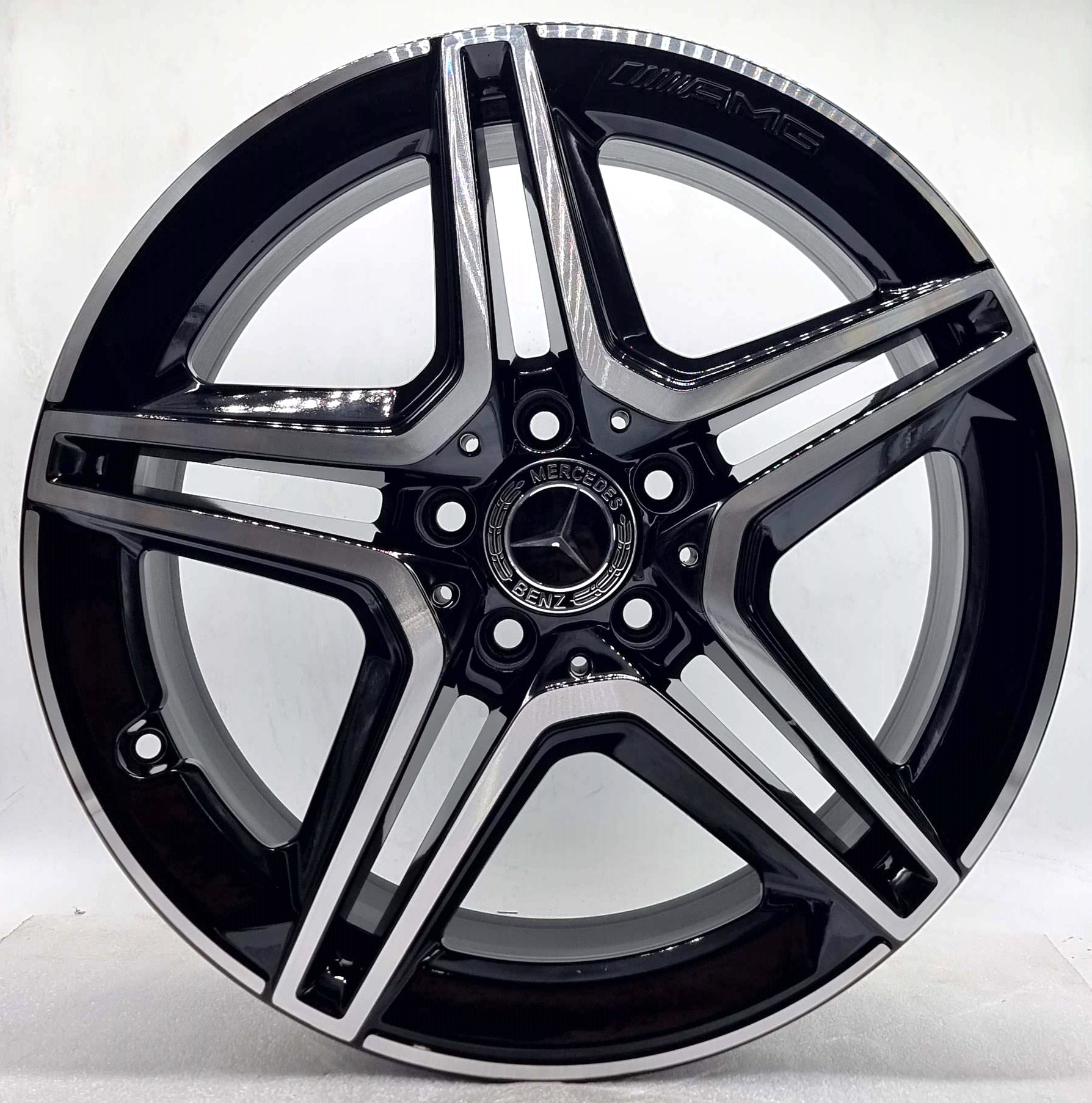 Mercedes Benz CLA AMG - A1184010200