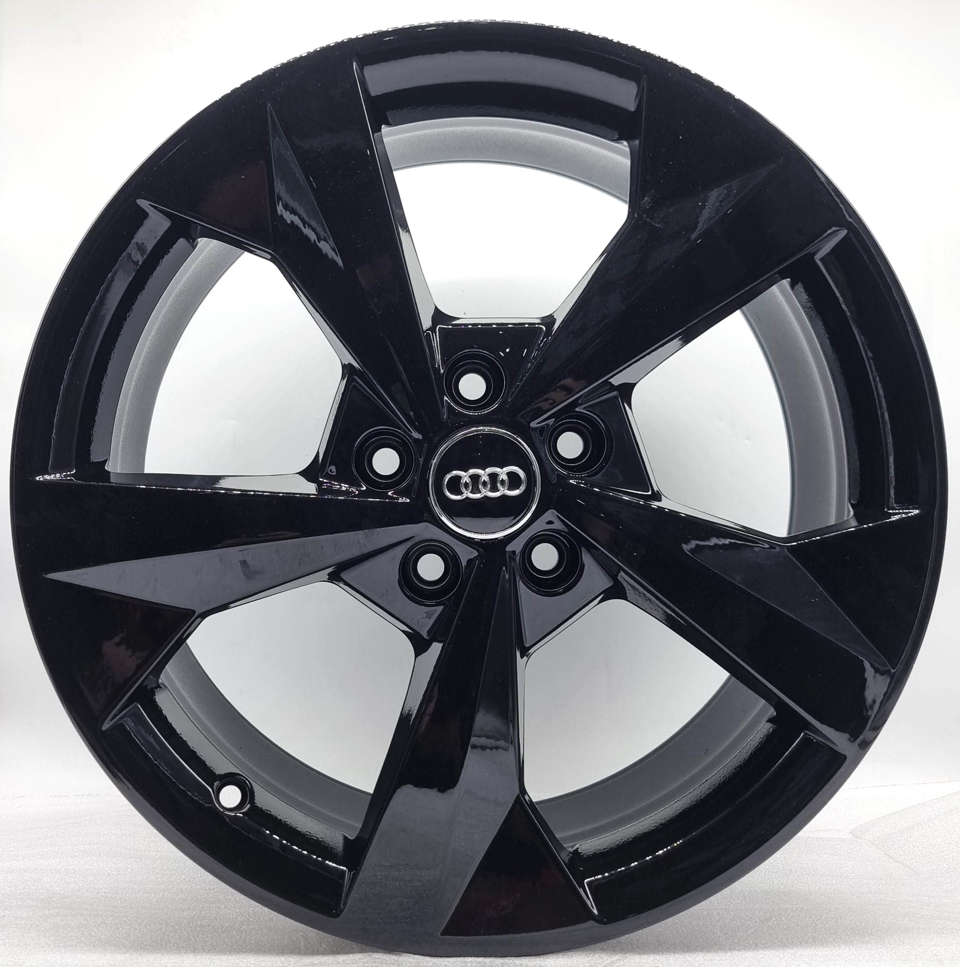 Audi A3 new 2024 8Y0601025CP 18"