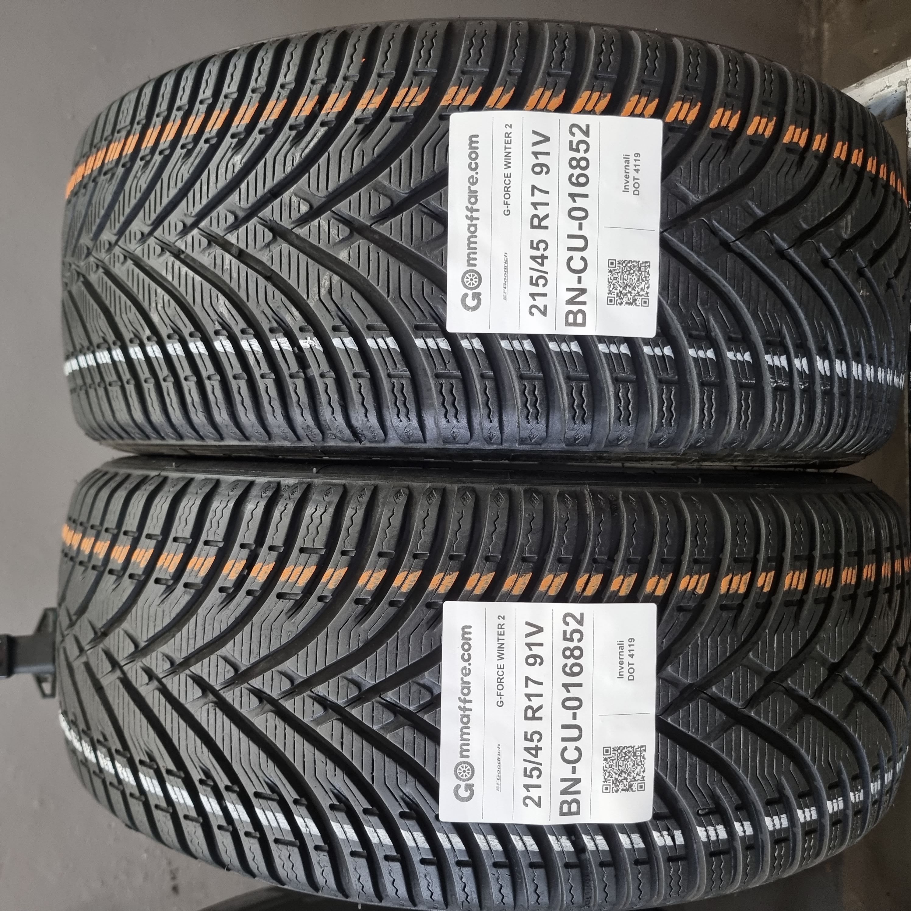 Bf Goodrich G-FORCE WINTER 2 215/45 R17