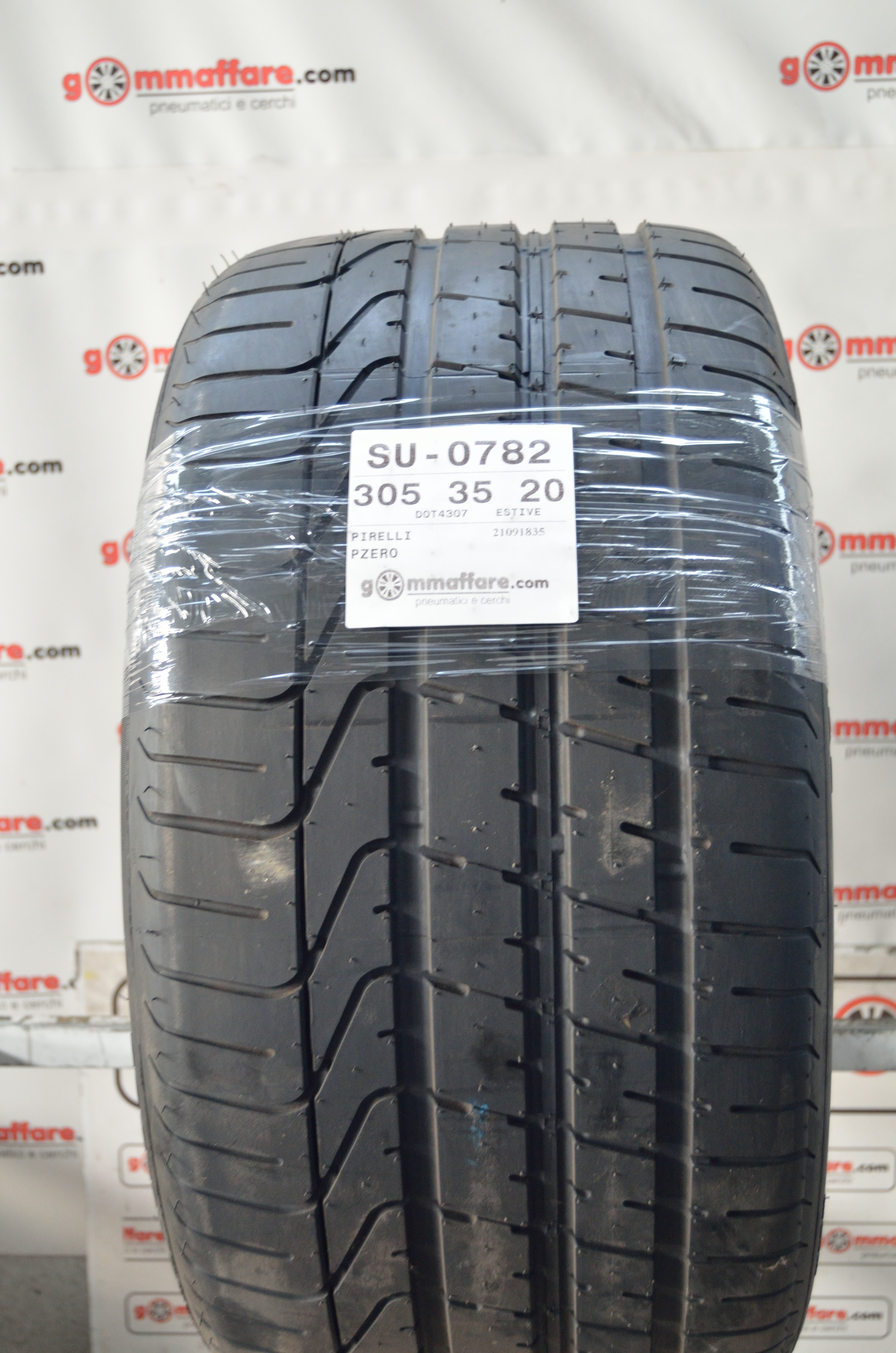 Pirelli PZERO 305/35 R20