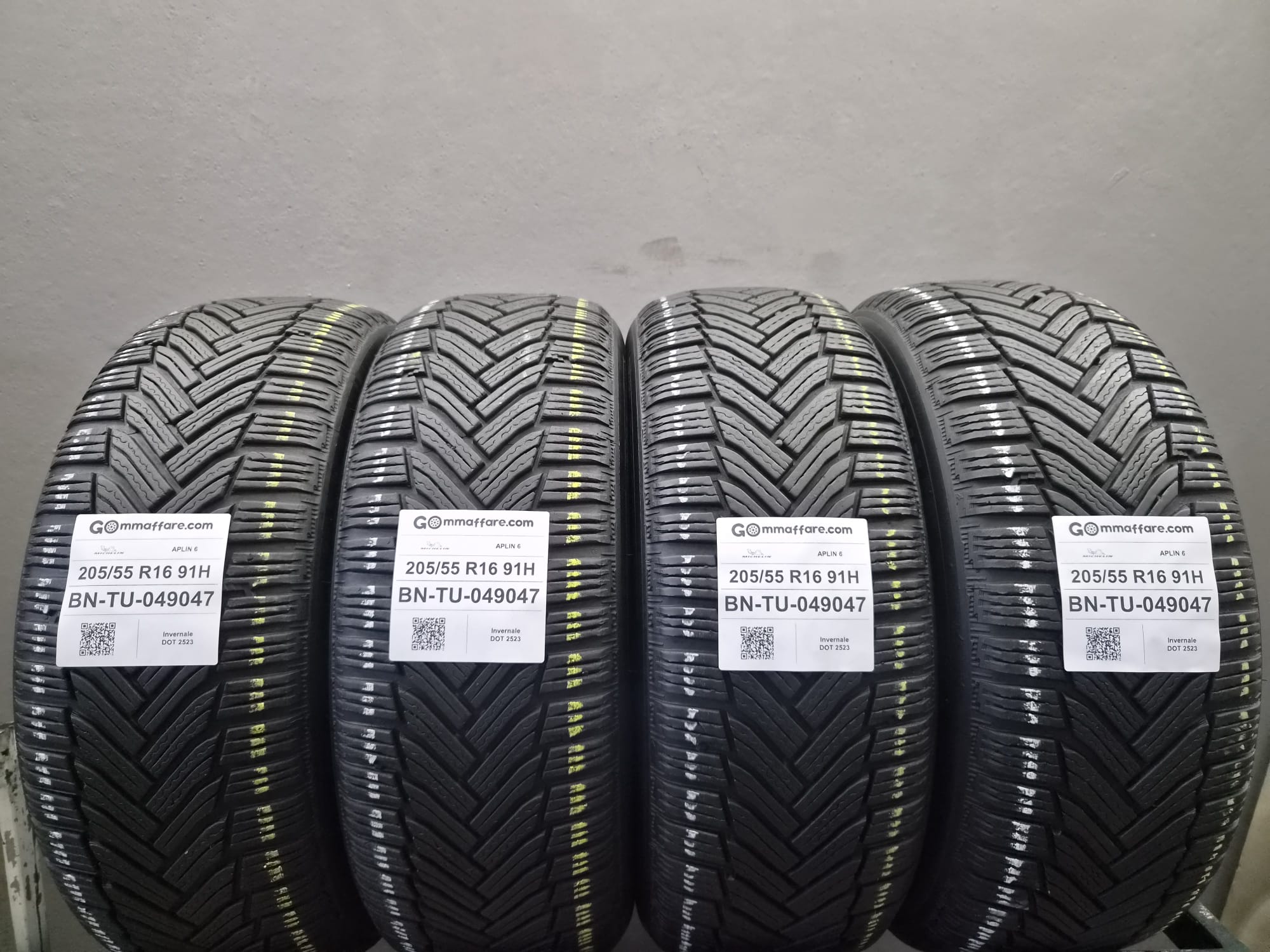 Michelin Alpin 6 205/55 R16