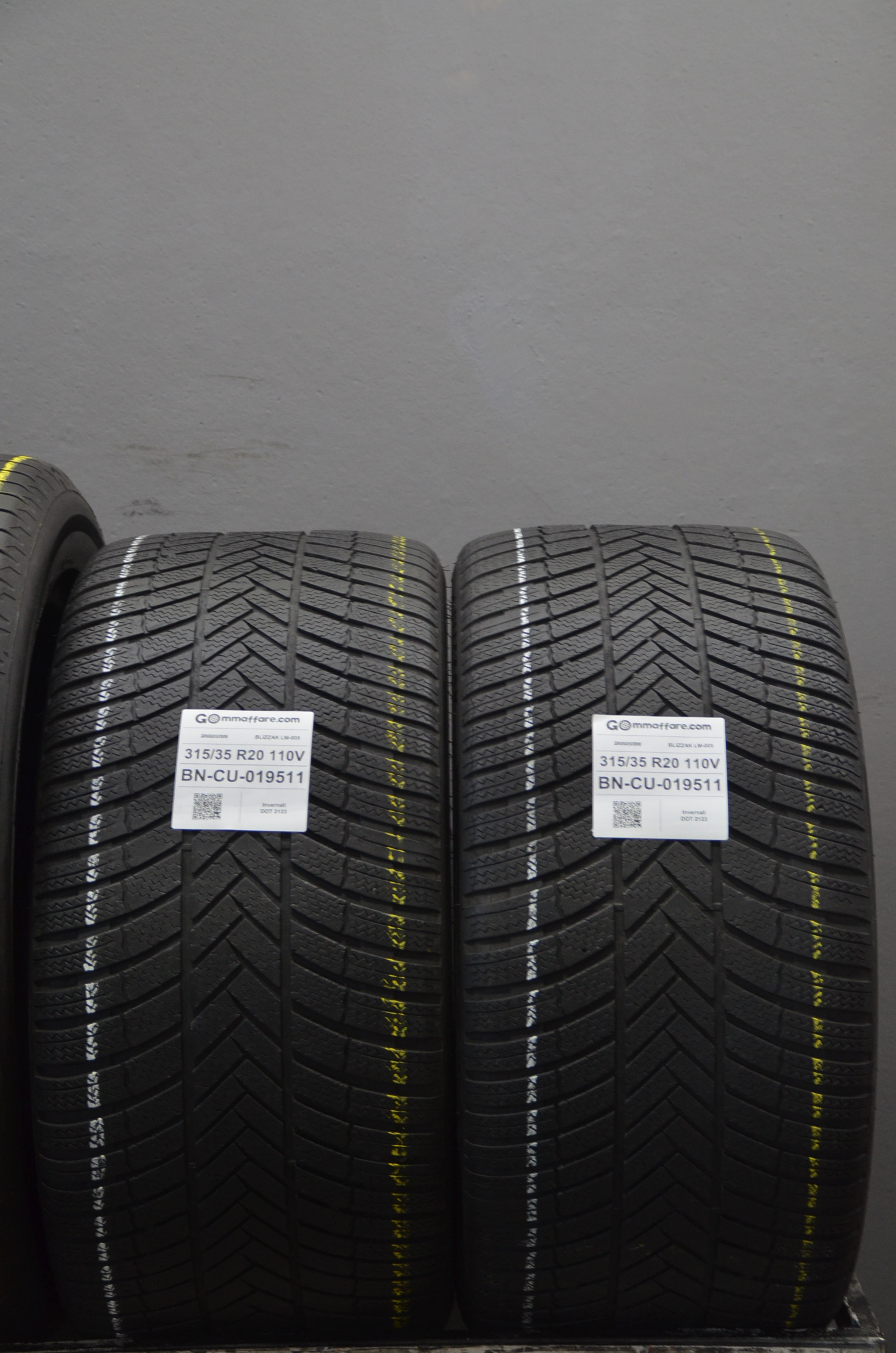 Bridgestone BLIZZAK LM-005 315/35 R20