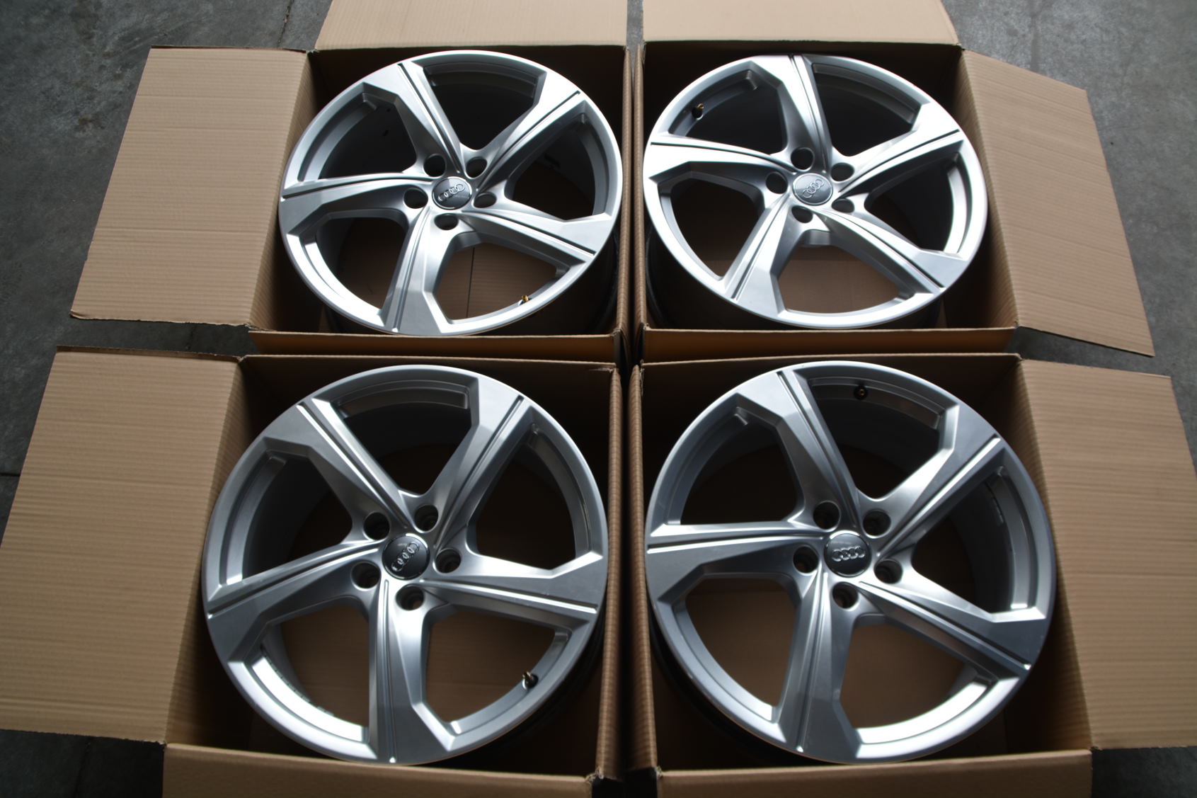 Audi A6 Q5 SQ5 A4 A5 19"