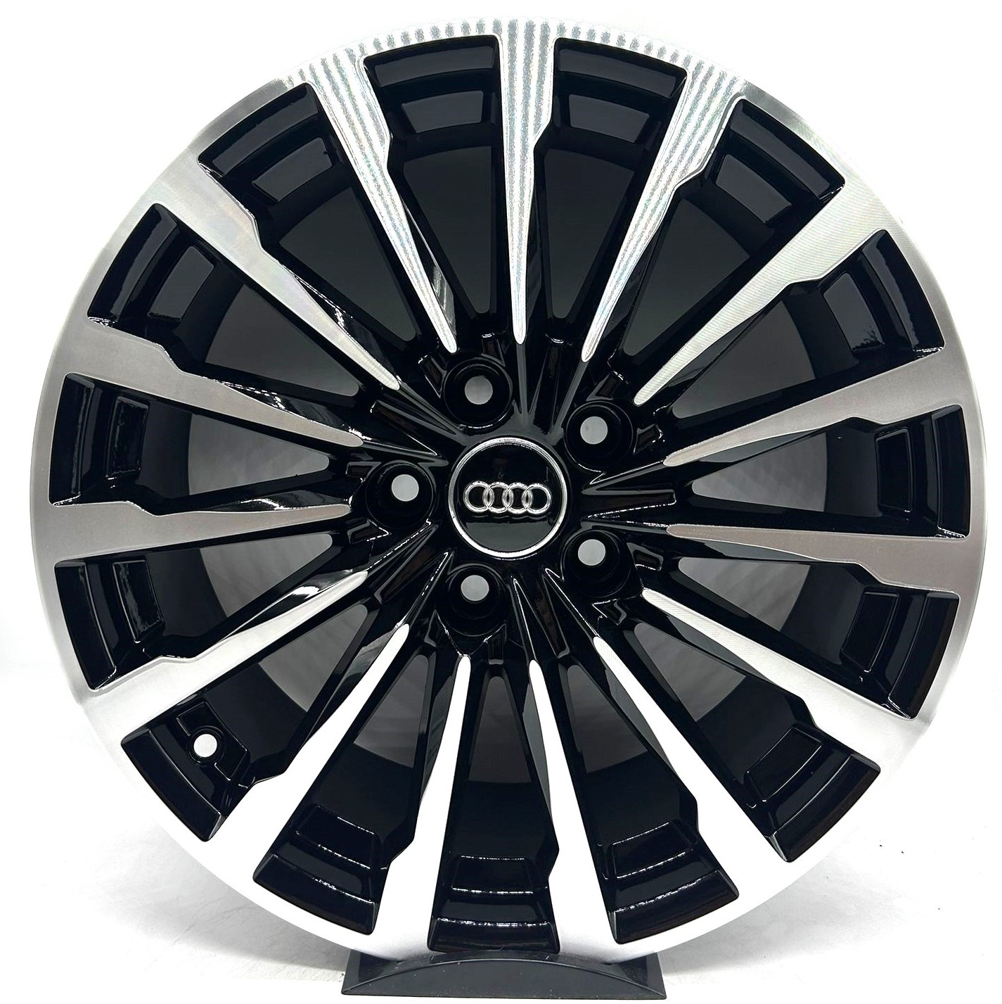 Audi Q2 E-TRON A3 SPORTBACK Q3