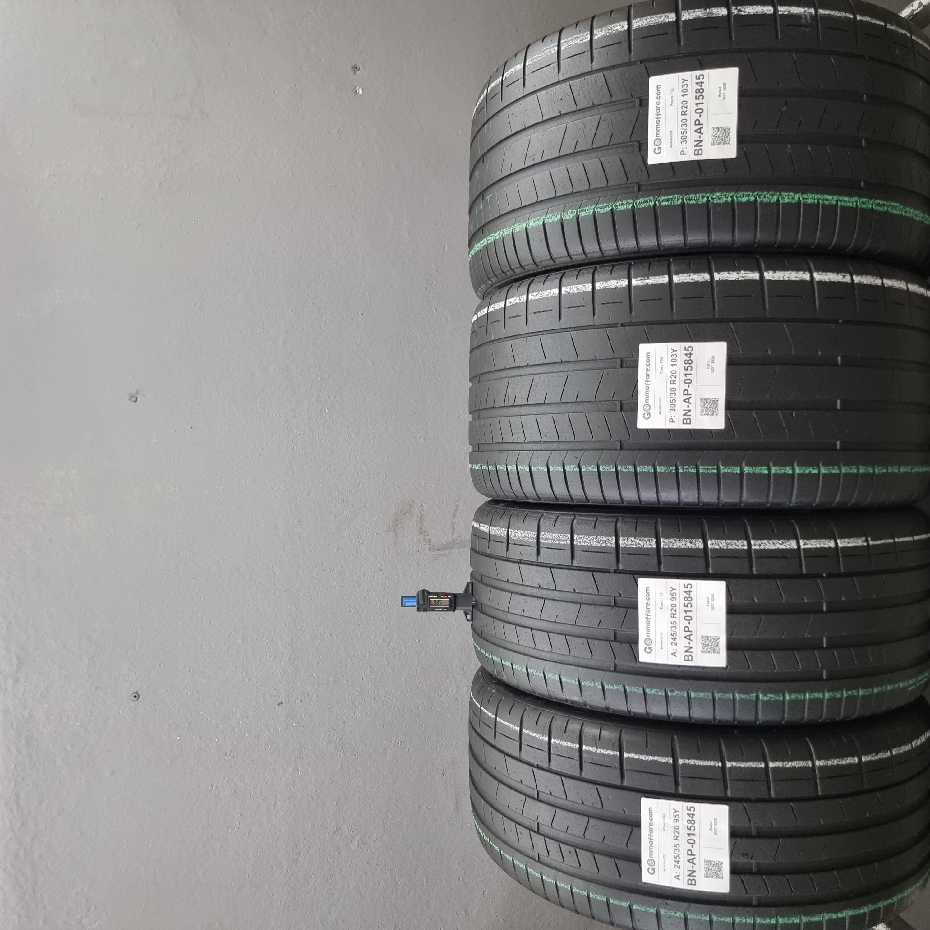 Pirelli Pzero F02 245/35 R20