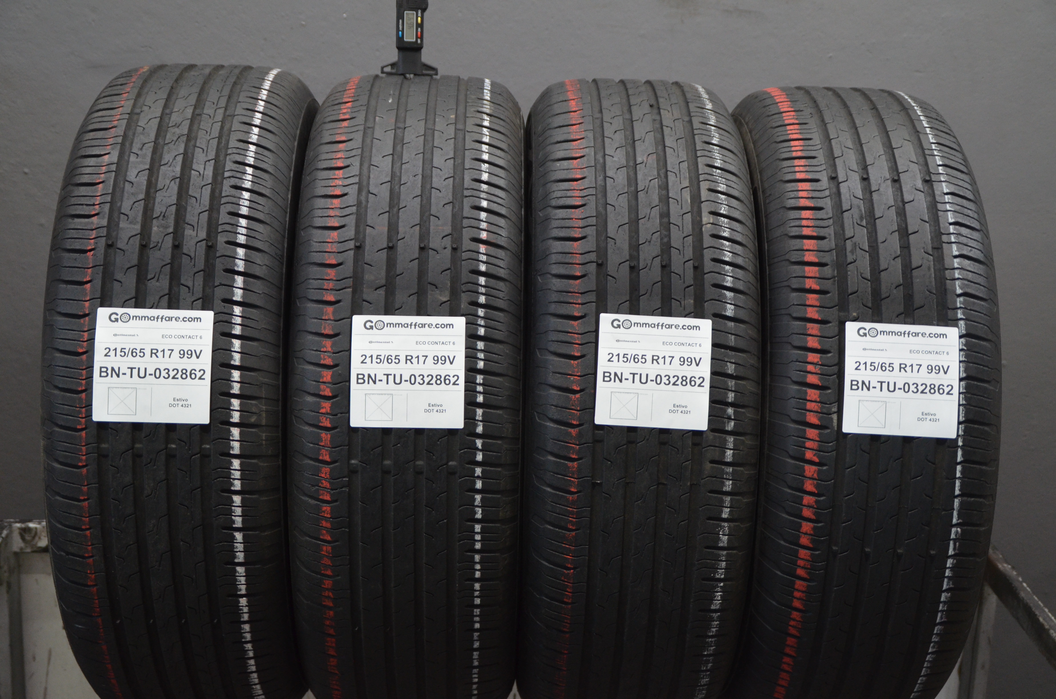 Continental ECO CONTACT 6 215/65 R17