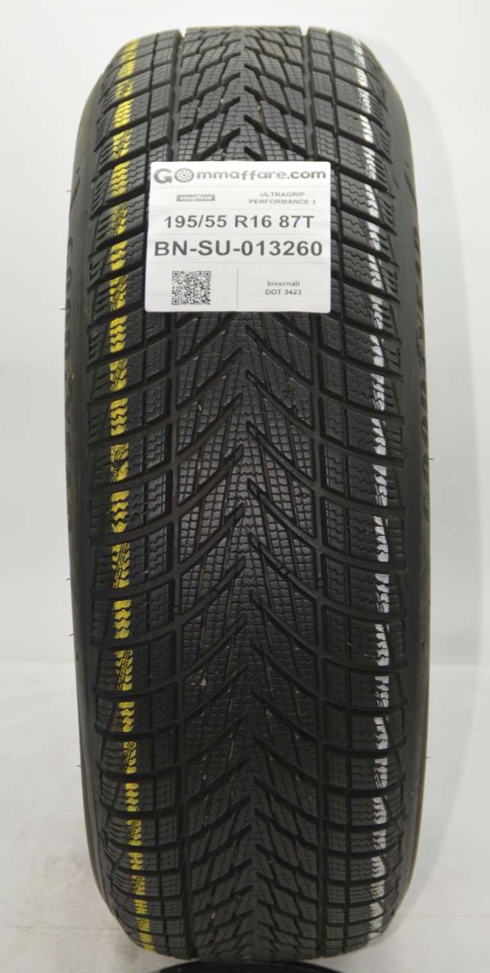 Goodyear ULTRAGRIP PERFORMANCE 3 195/55 R16