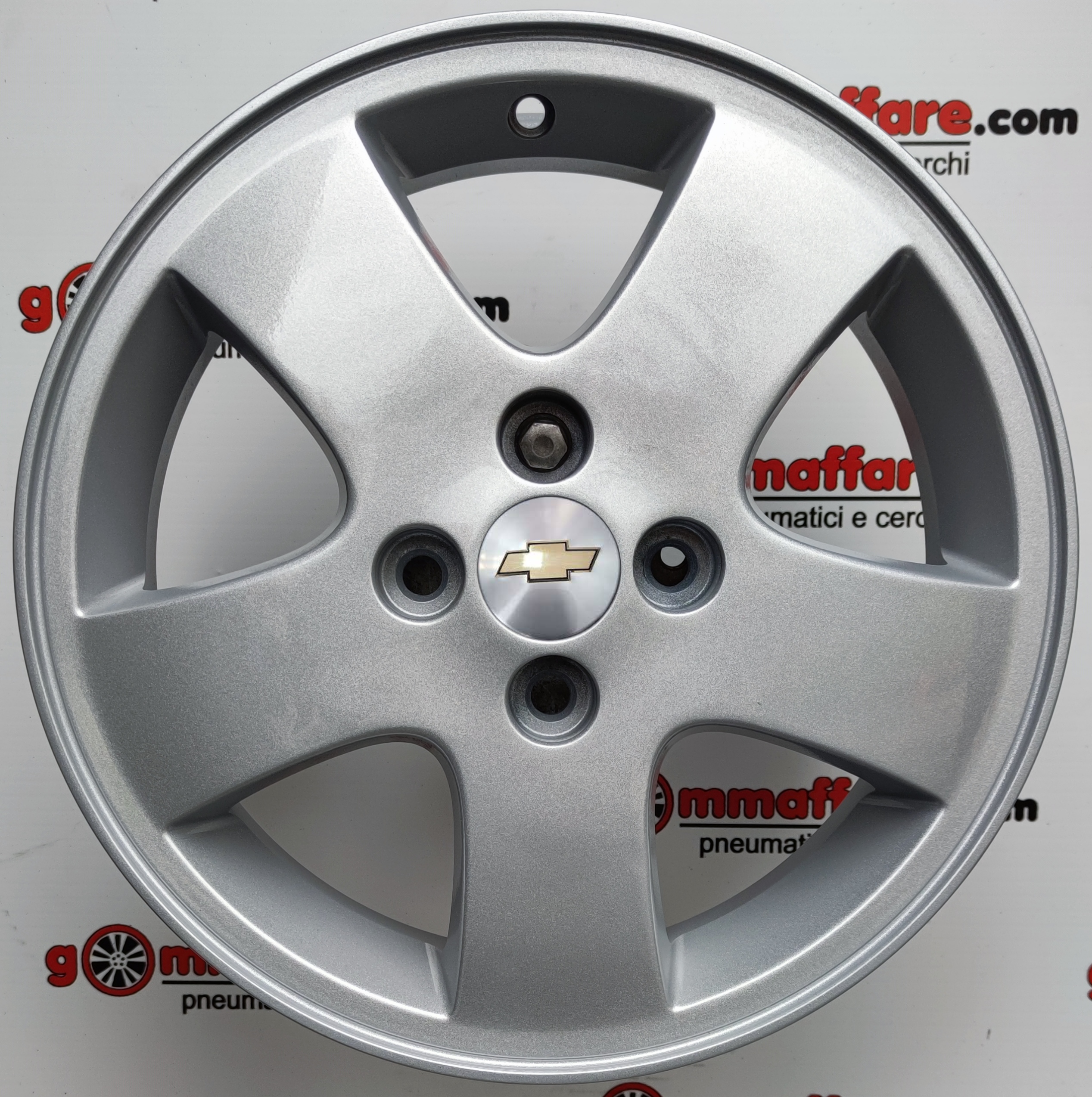 Chevrolet Spark 15"