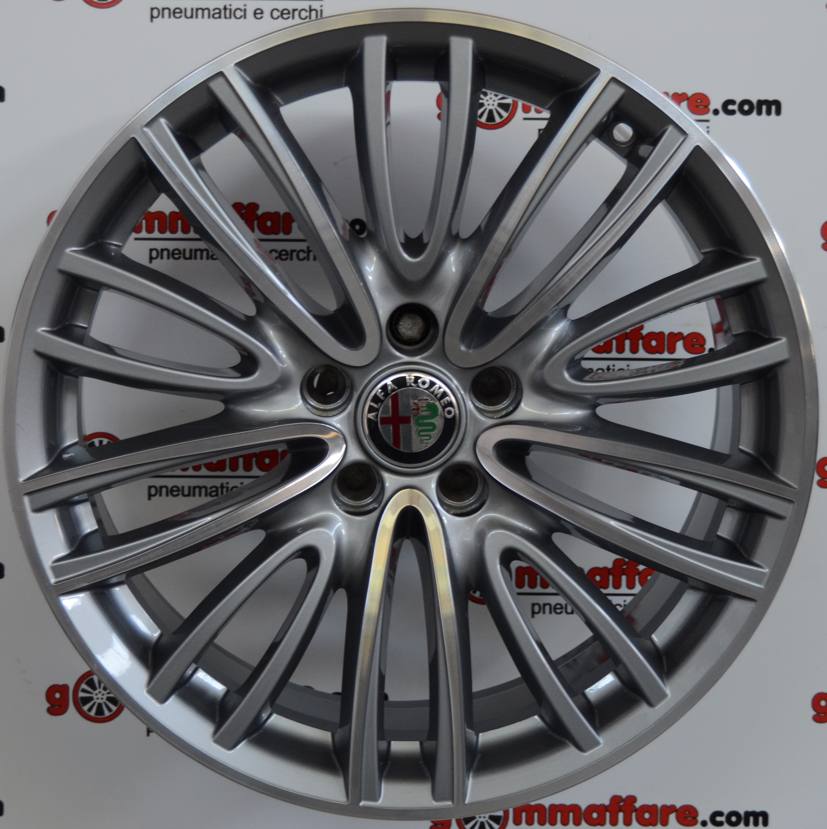 Alfa Romeo GIULIA (F903)