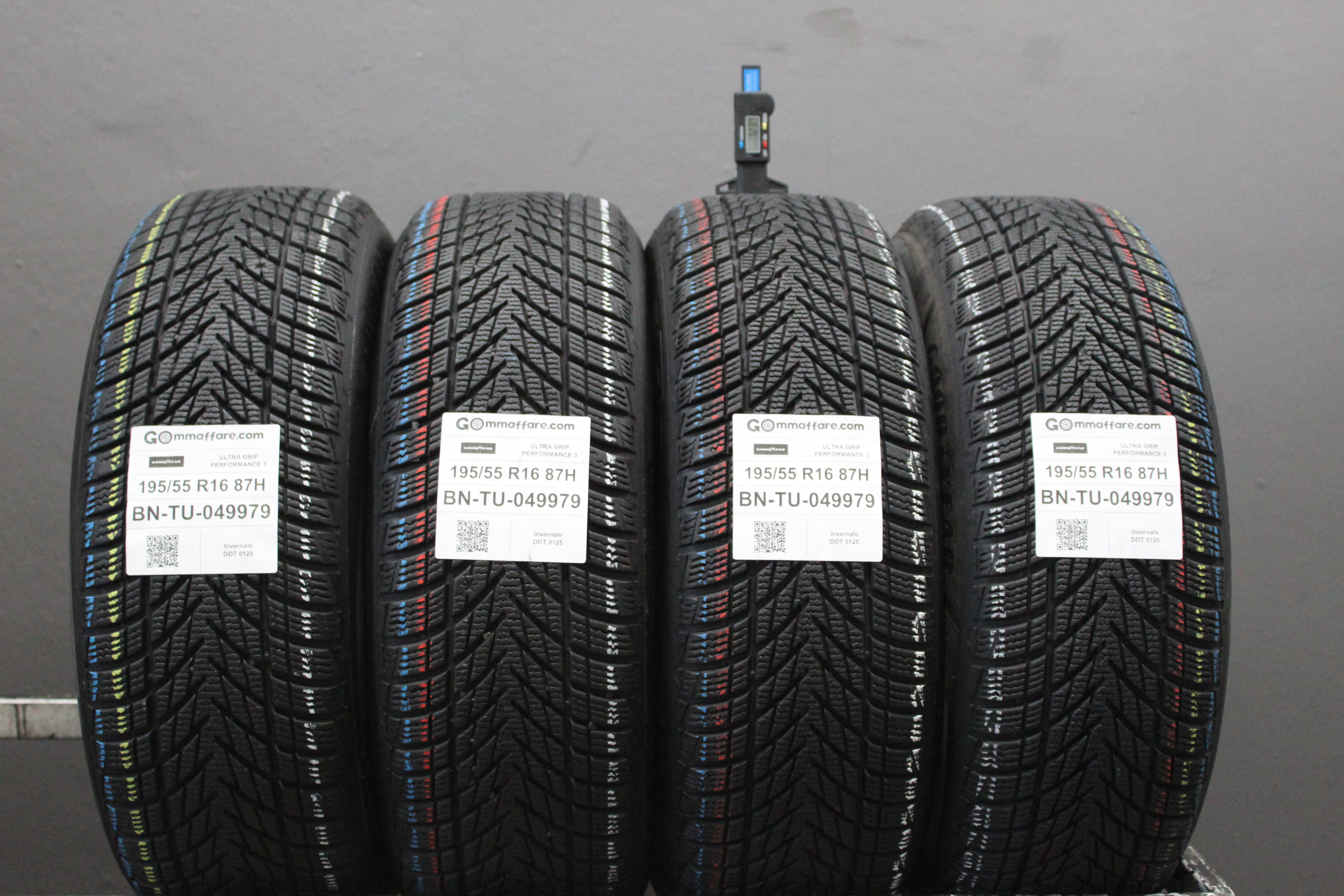 Goodyear ULTRA GRIP PERFORMANCE 3 195/55 R16