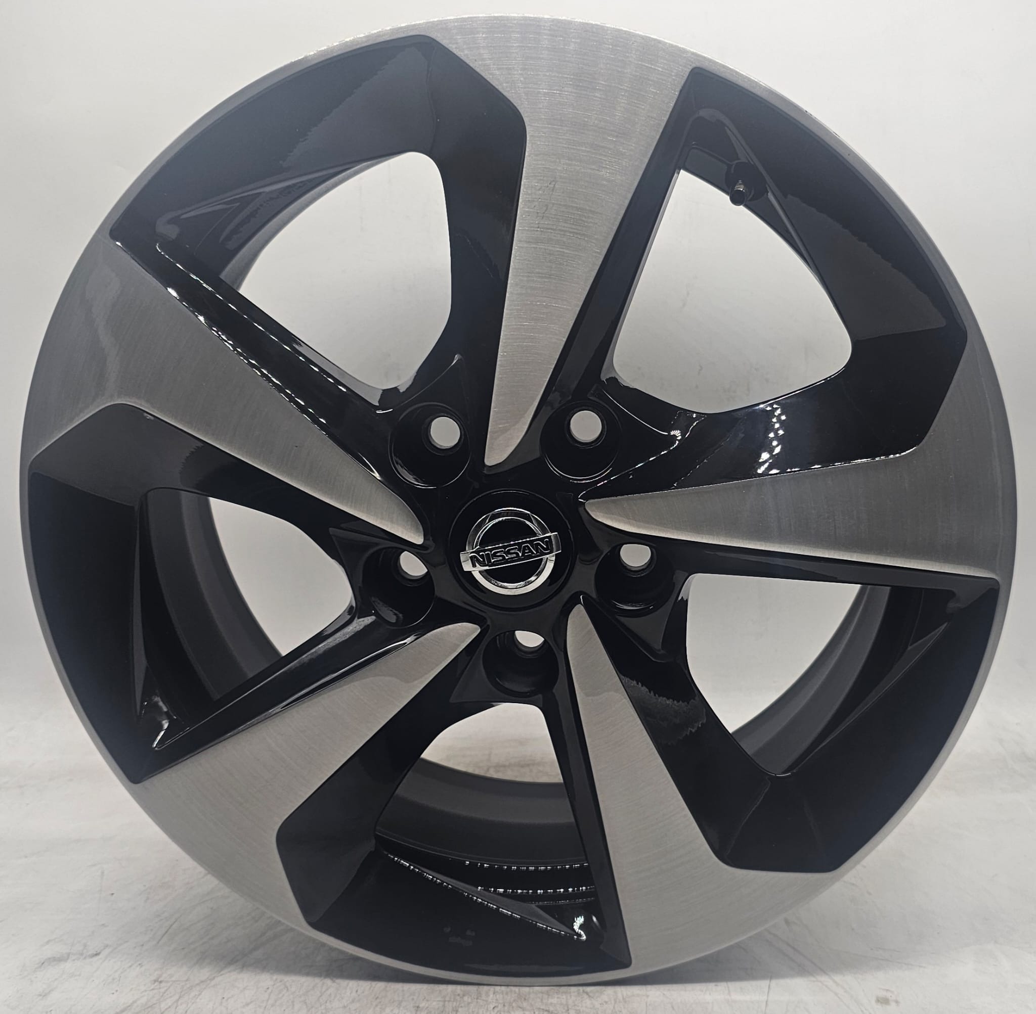 Nissan JUKE NEW 16"