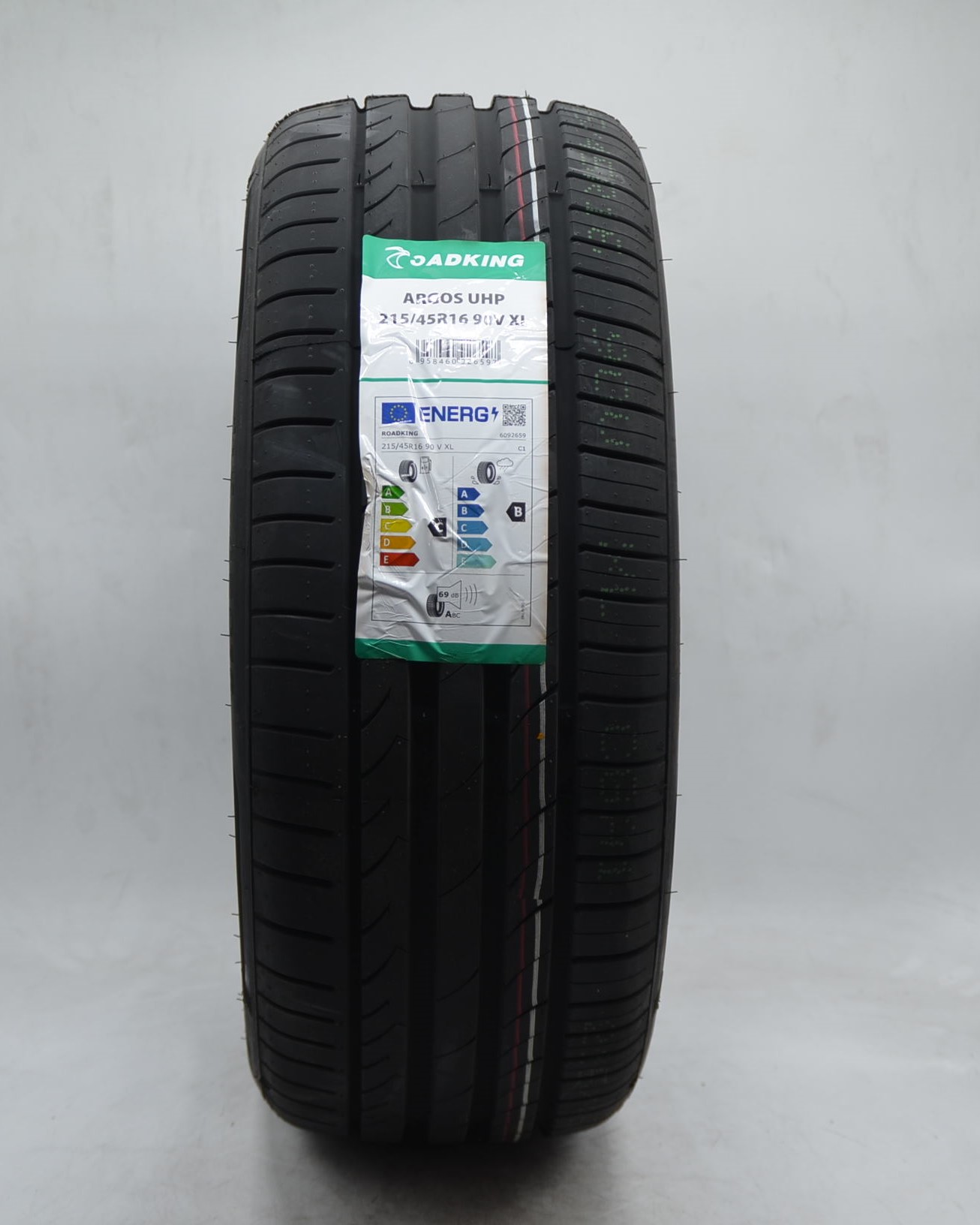 Roadking ARGOS UHP XL 215/45 R16
